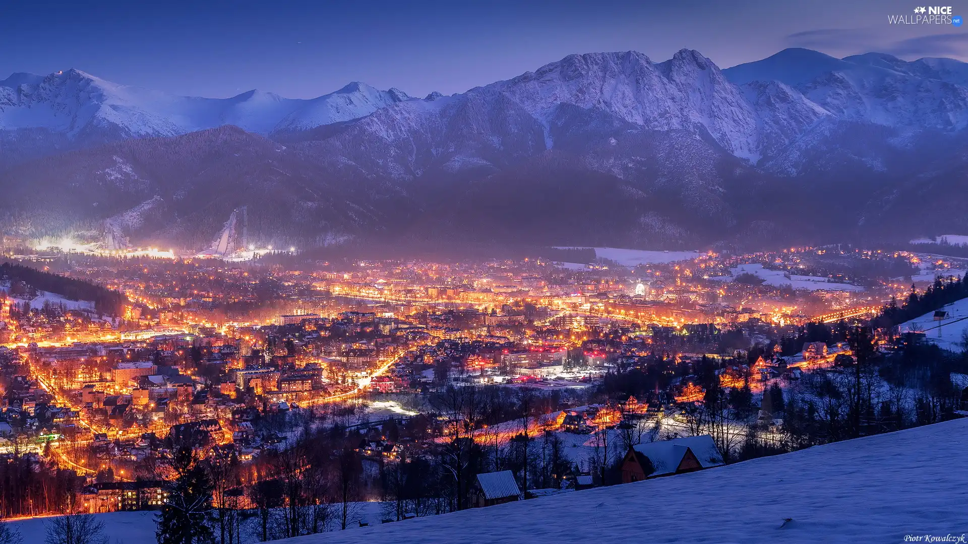 illuminated, winter, Zakopane, Poland, Town, Mountains