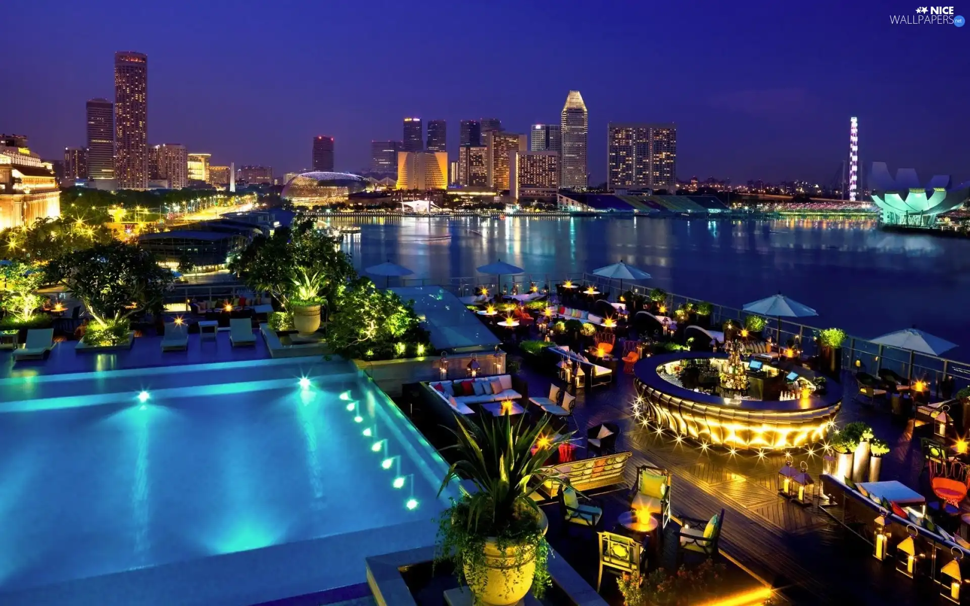 City at Night, Restaurants, Pool