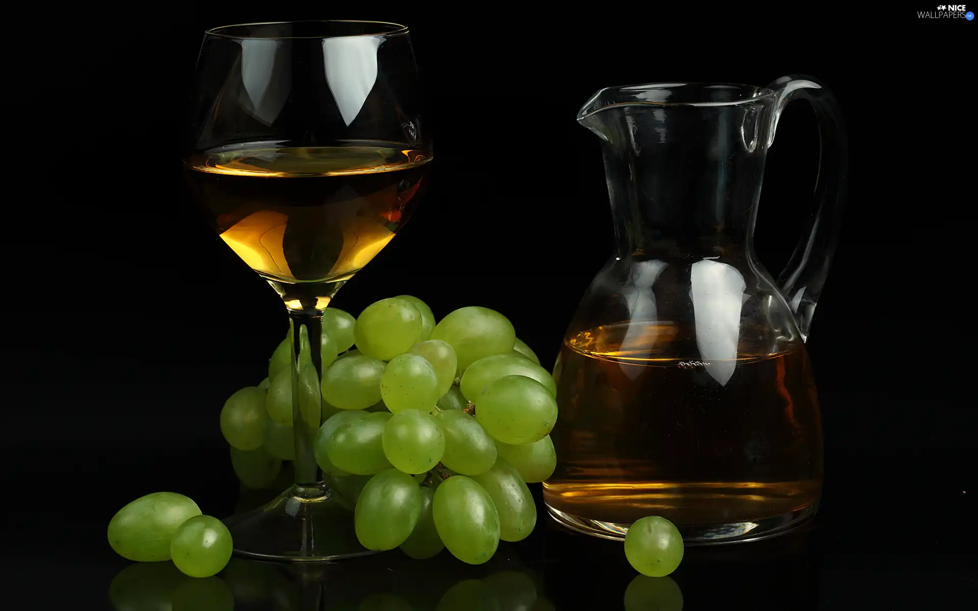 jug, Wine, Grapes, glass, bone