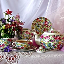 Flowers, service, tea