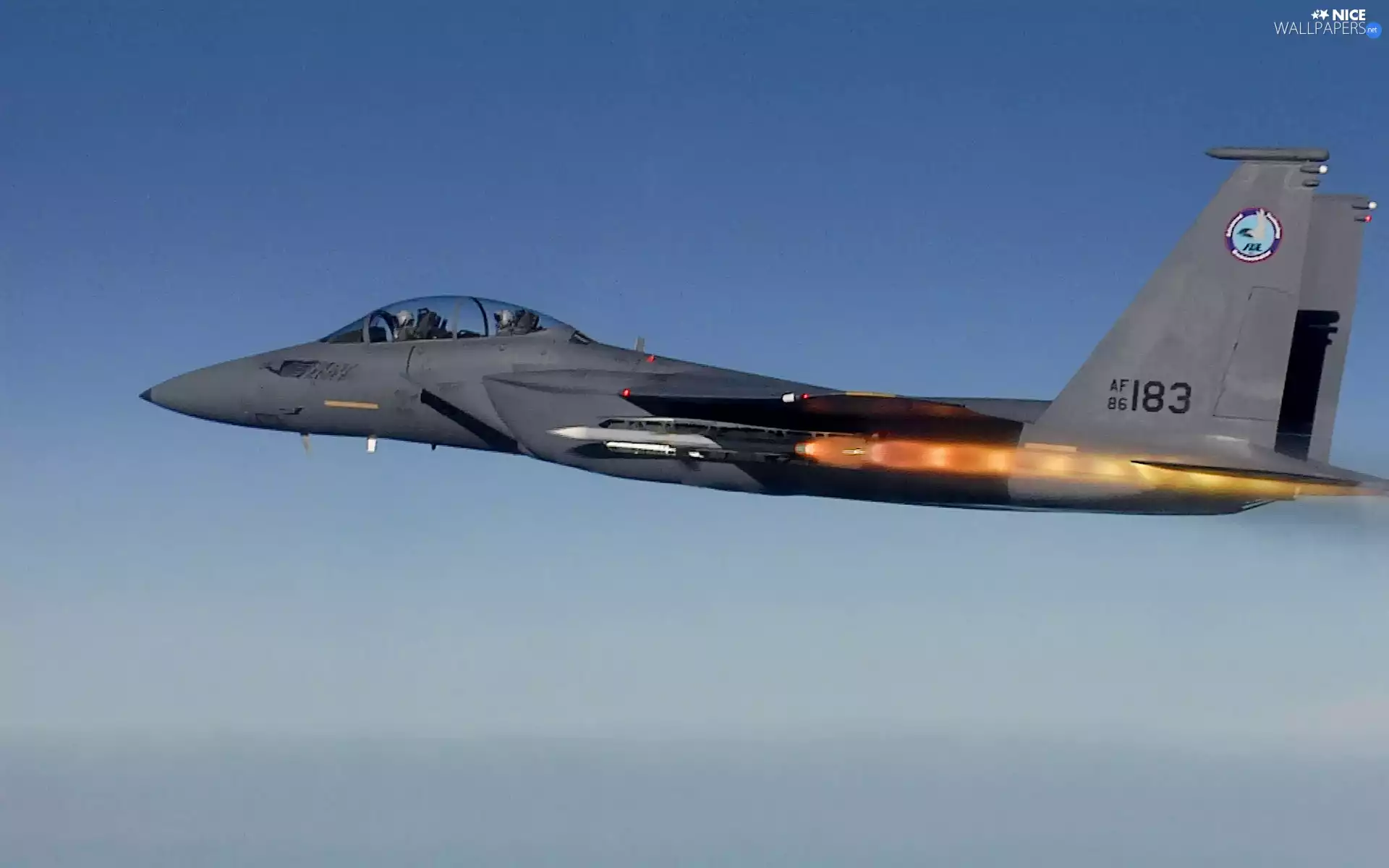 F-15 Strike Eagle, rocket