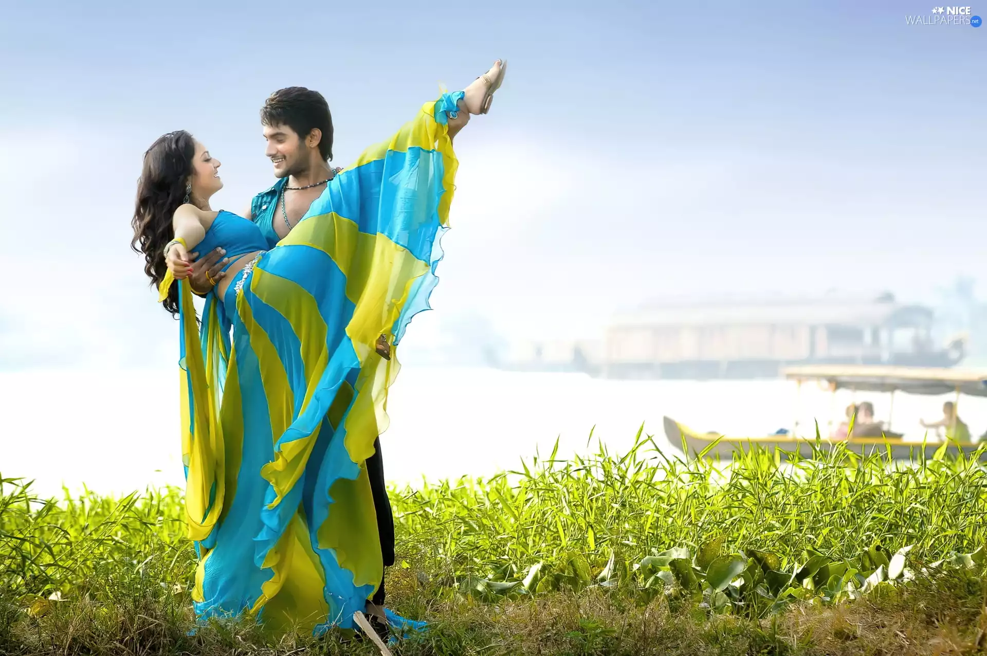 Aadi Shanvi, dress, a man, Coloured