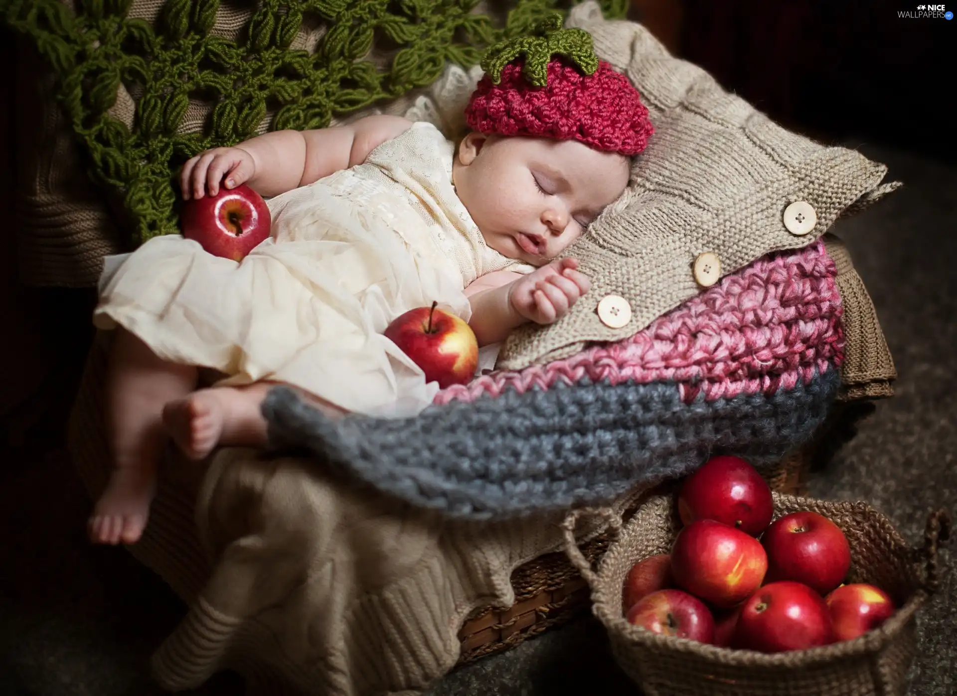 apples, small, girl