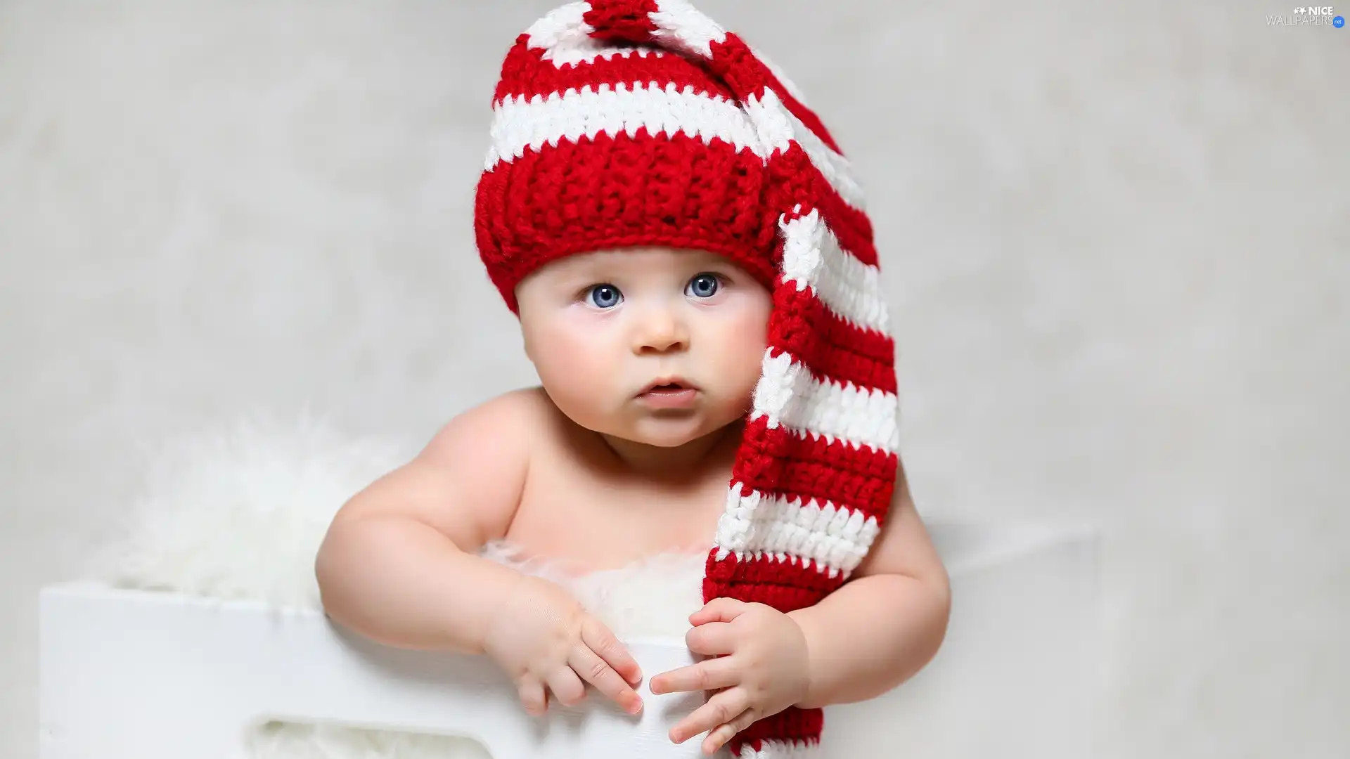 Hat, babe, White and Red