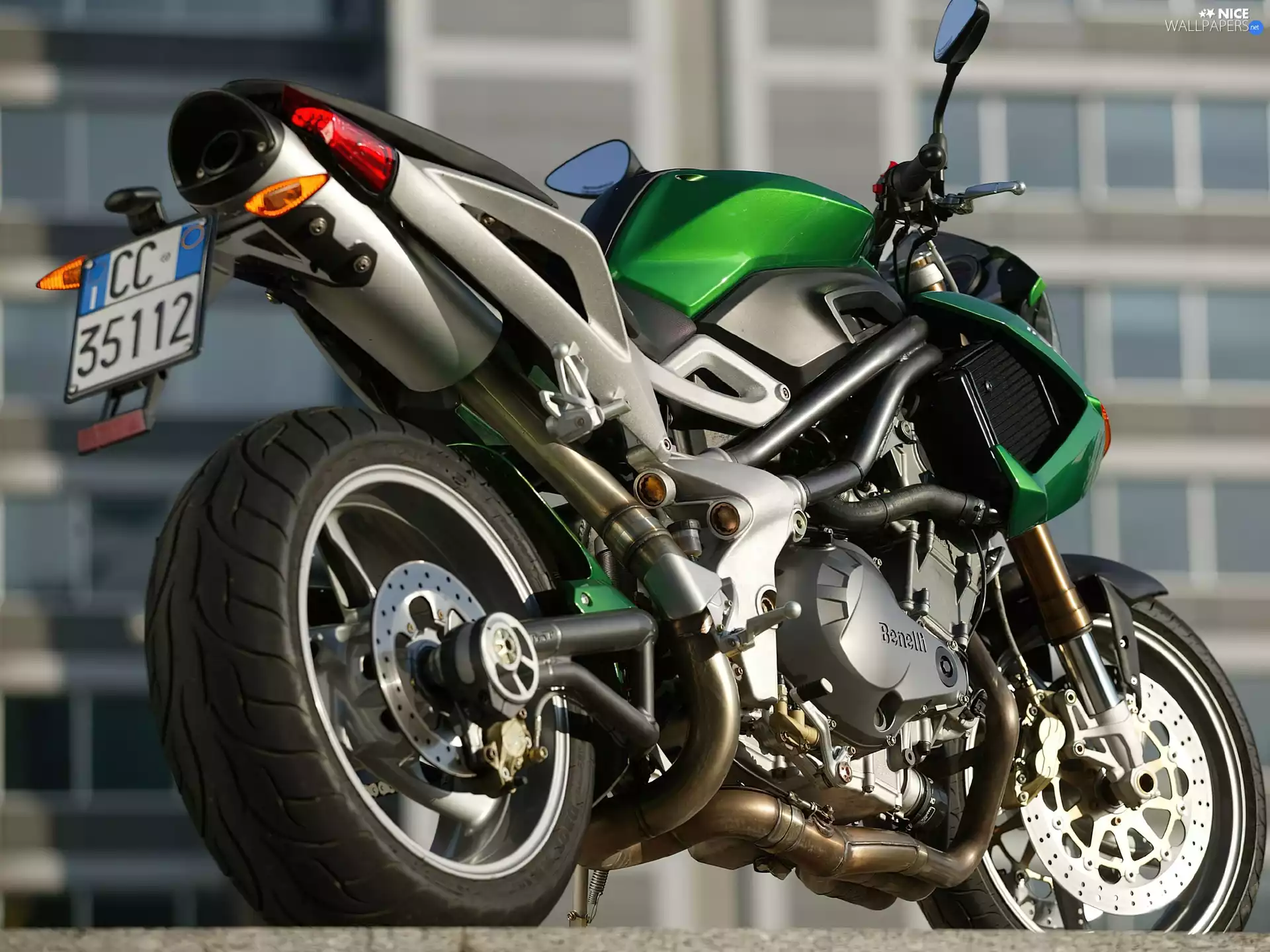 direction, Benelli TNT 1130, Accessory