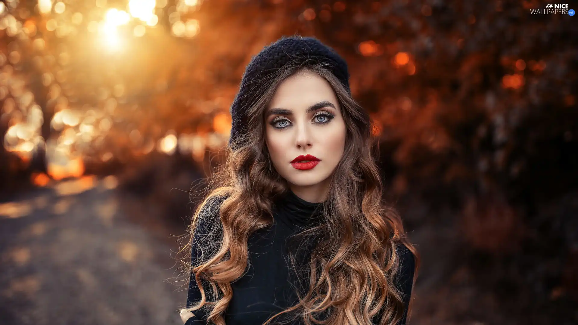 beret, longhaired, Women