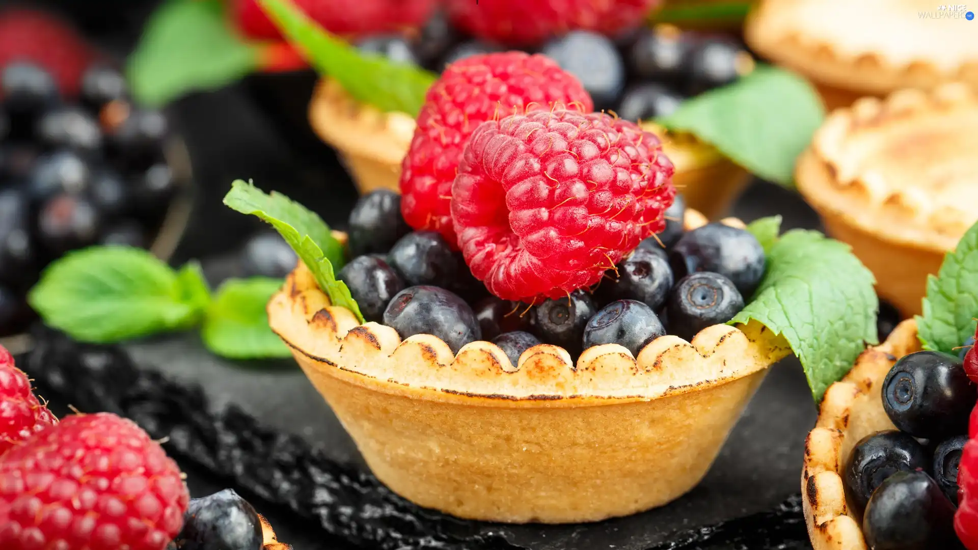 blueberries, Muffins, raspberries