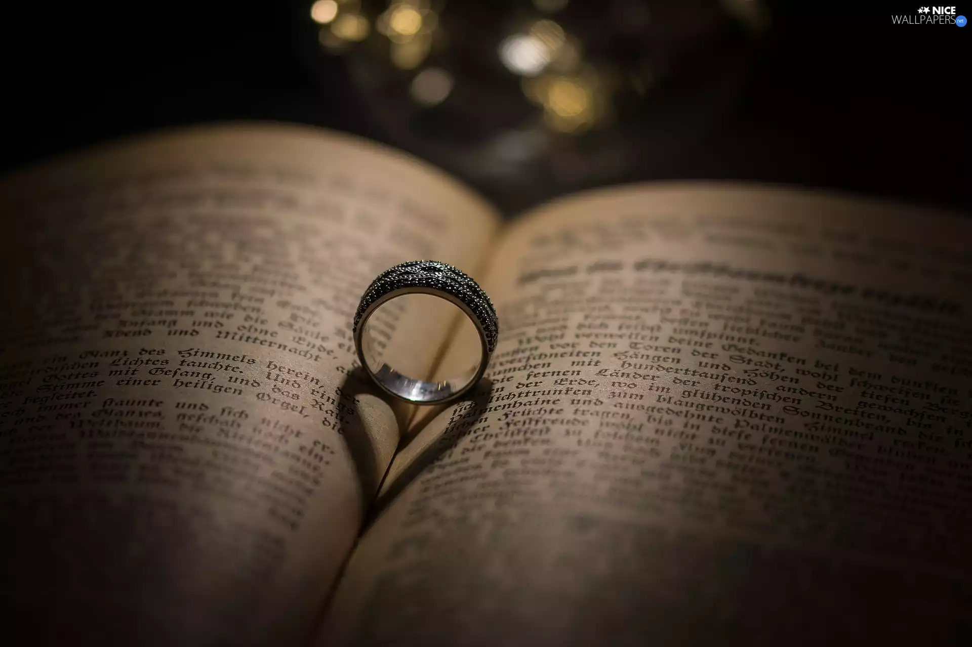 blur, Book, Ring