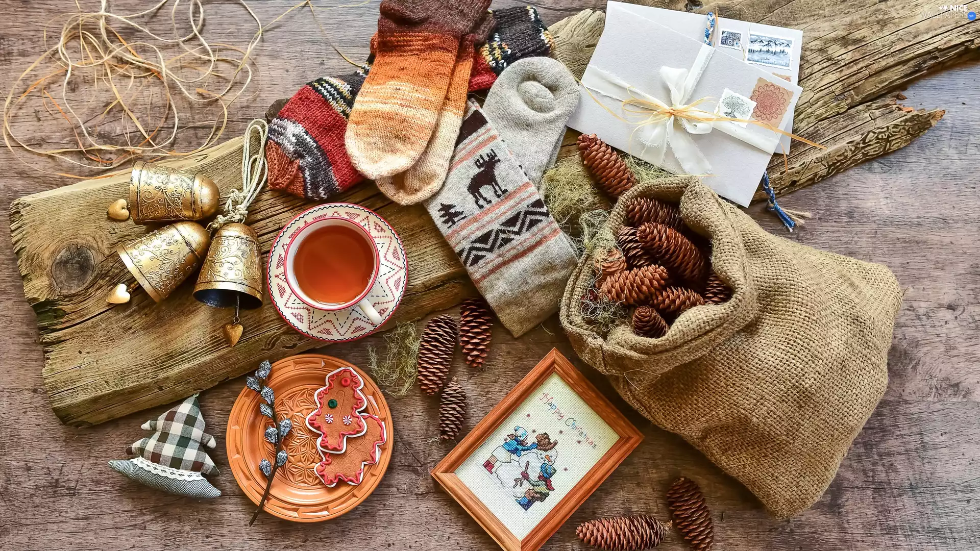 board, cones, ringtones, tea, socks, composition, picture, bag, cup, list