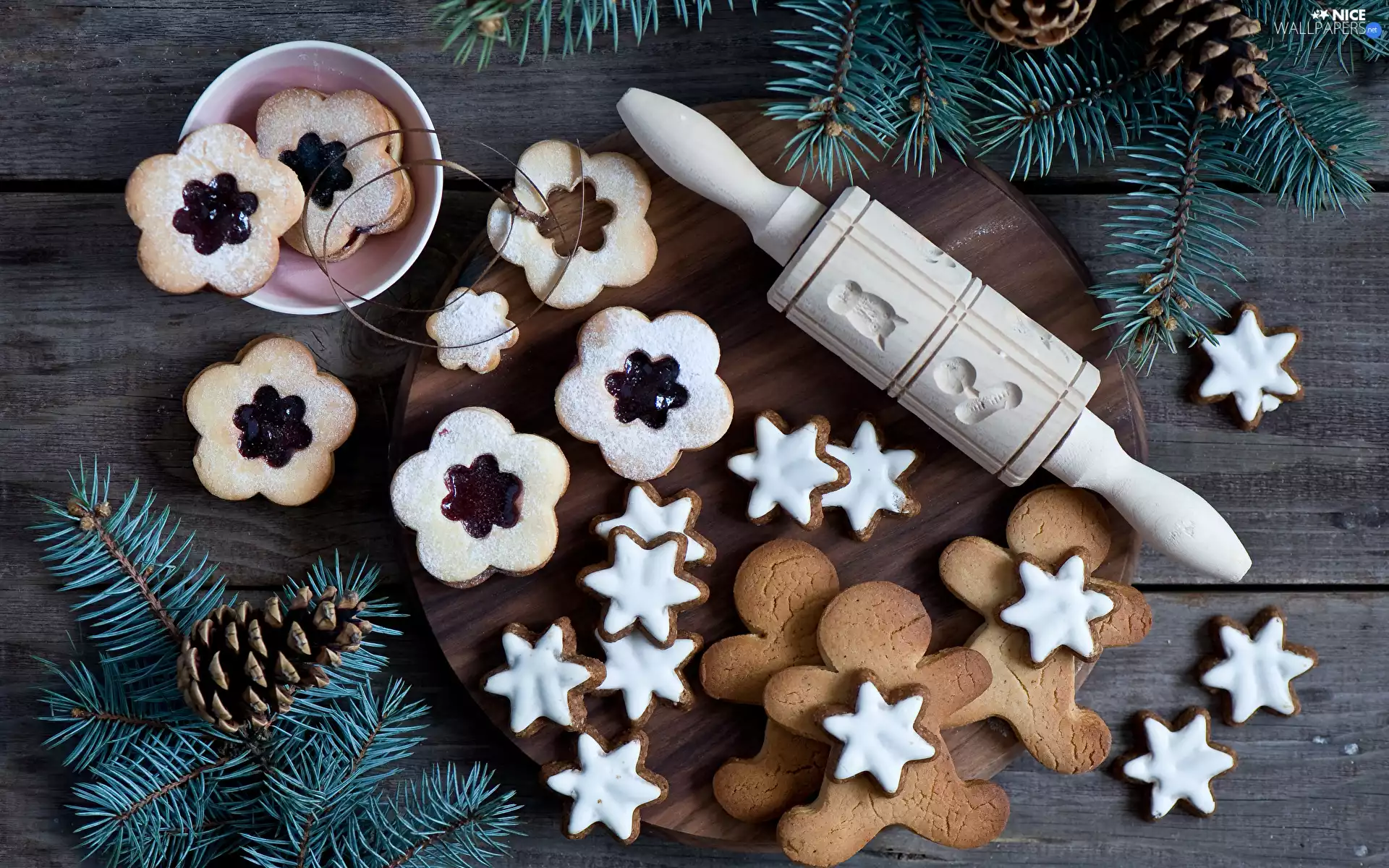 Flowers, Christmas, ##, humans, Twigs, boarding, board, Stars, Cookies, cones, bowl