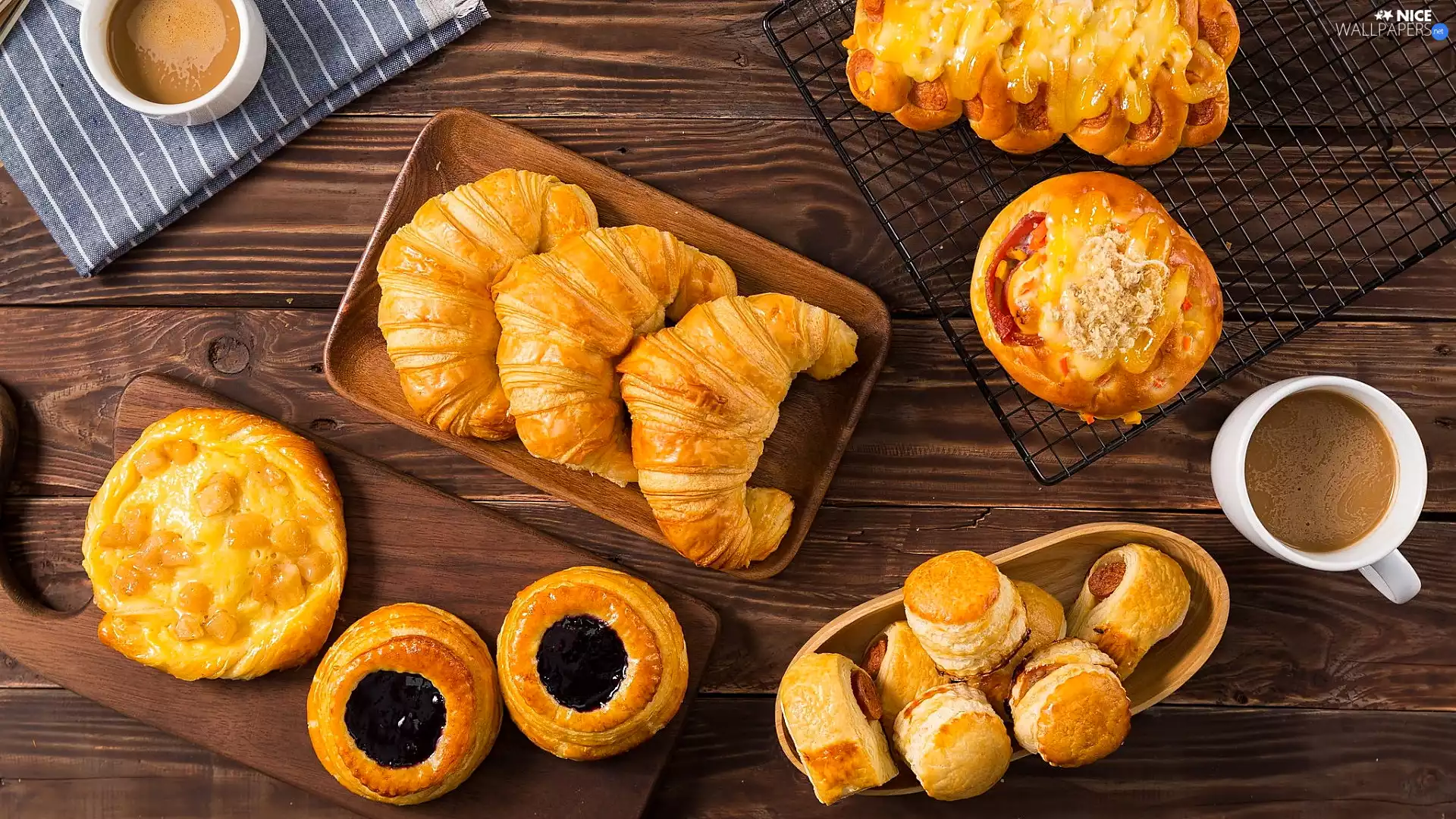 croissants, French, cups, boarding, coffee, cookies