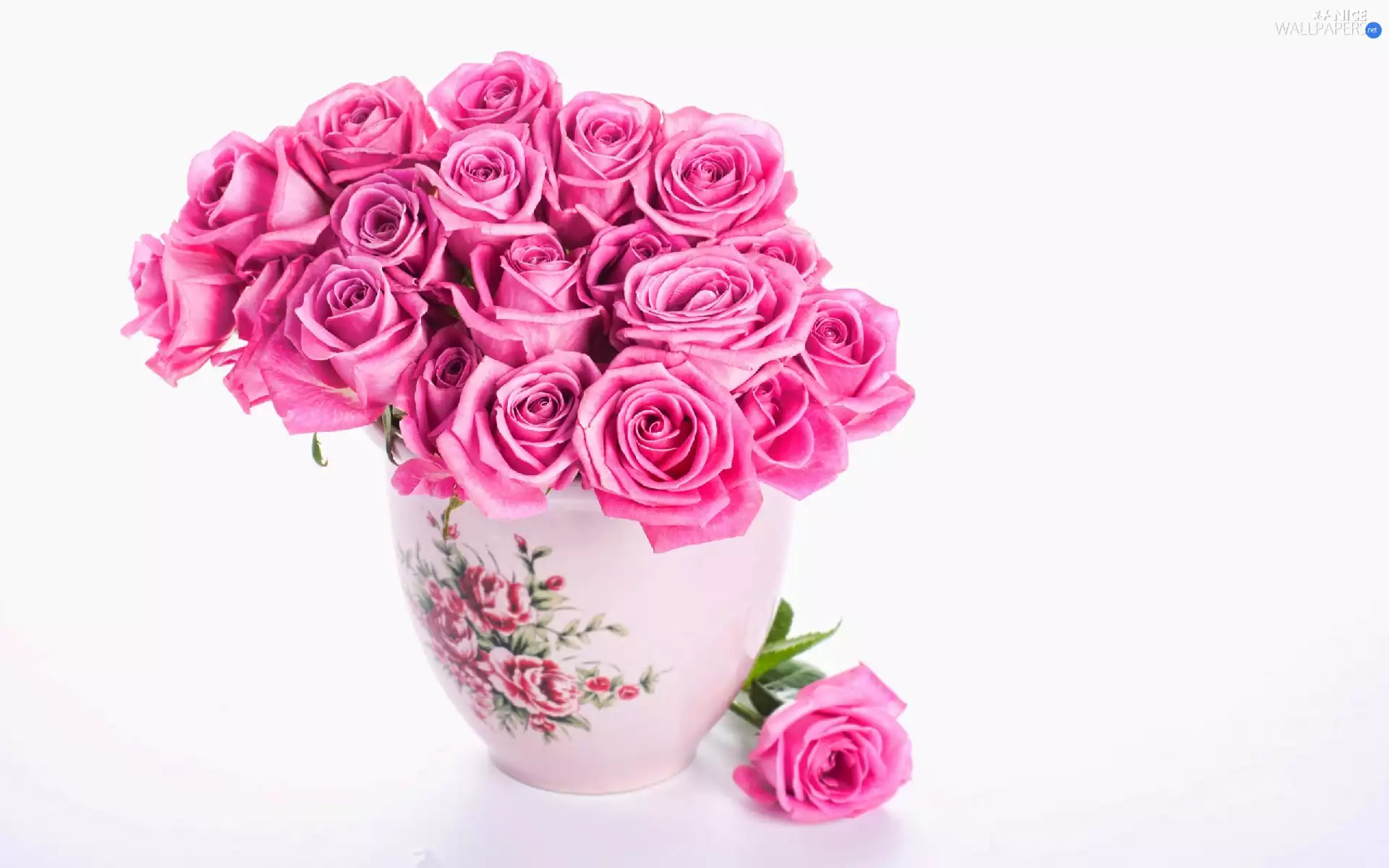 bowl, bouquet, roses