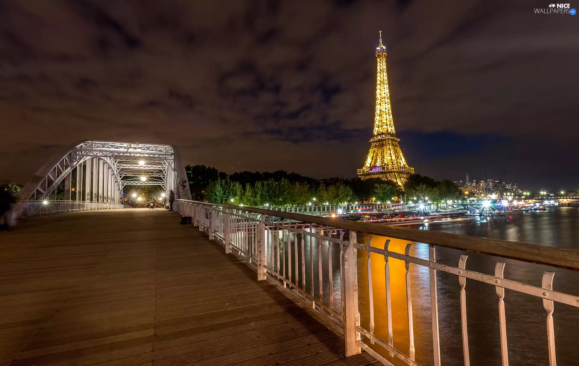 France, Passerelle Debilly Bridge, Eiffla Tower, Paris