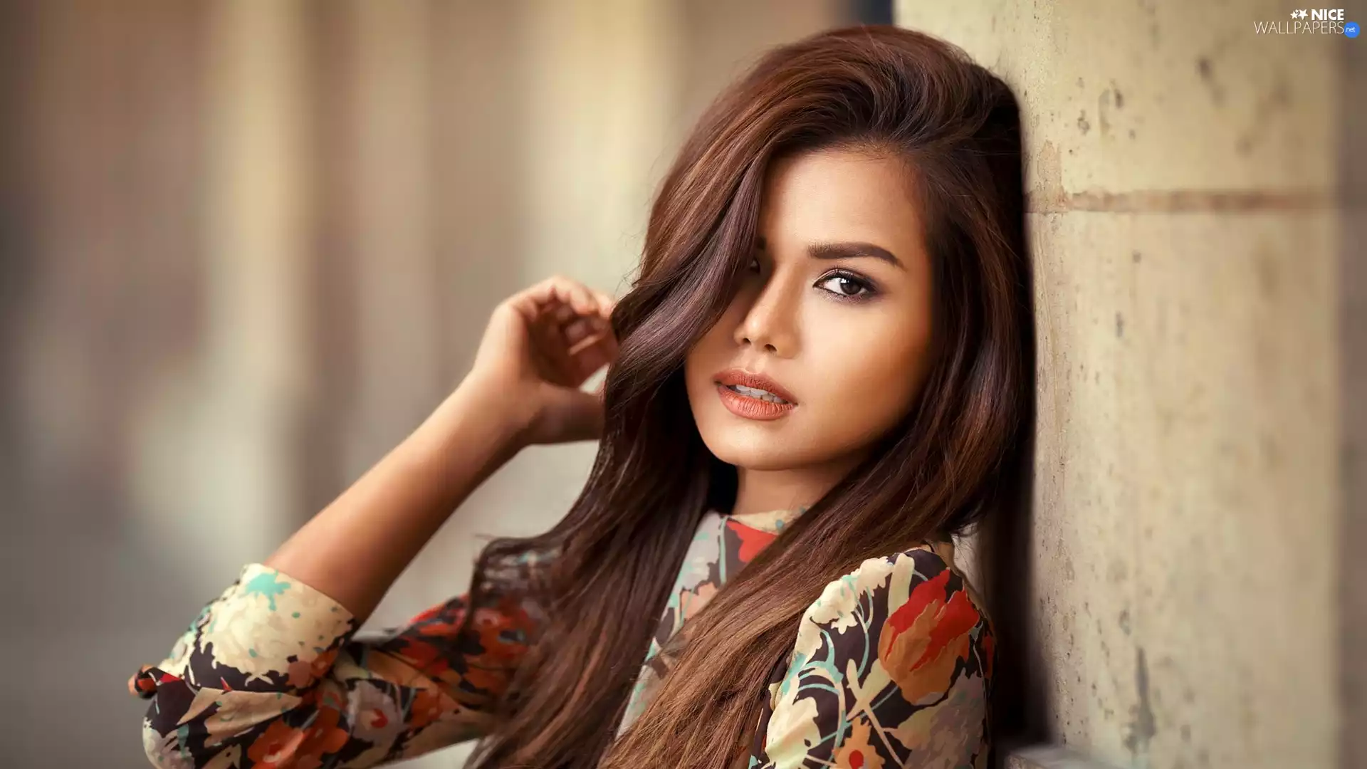 wall, Women, light brown