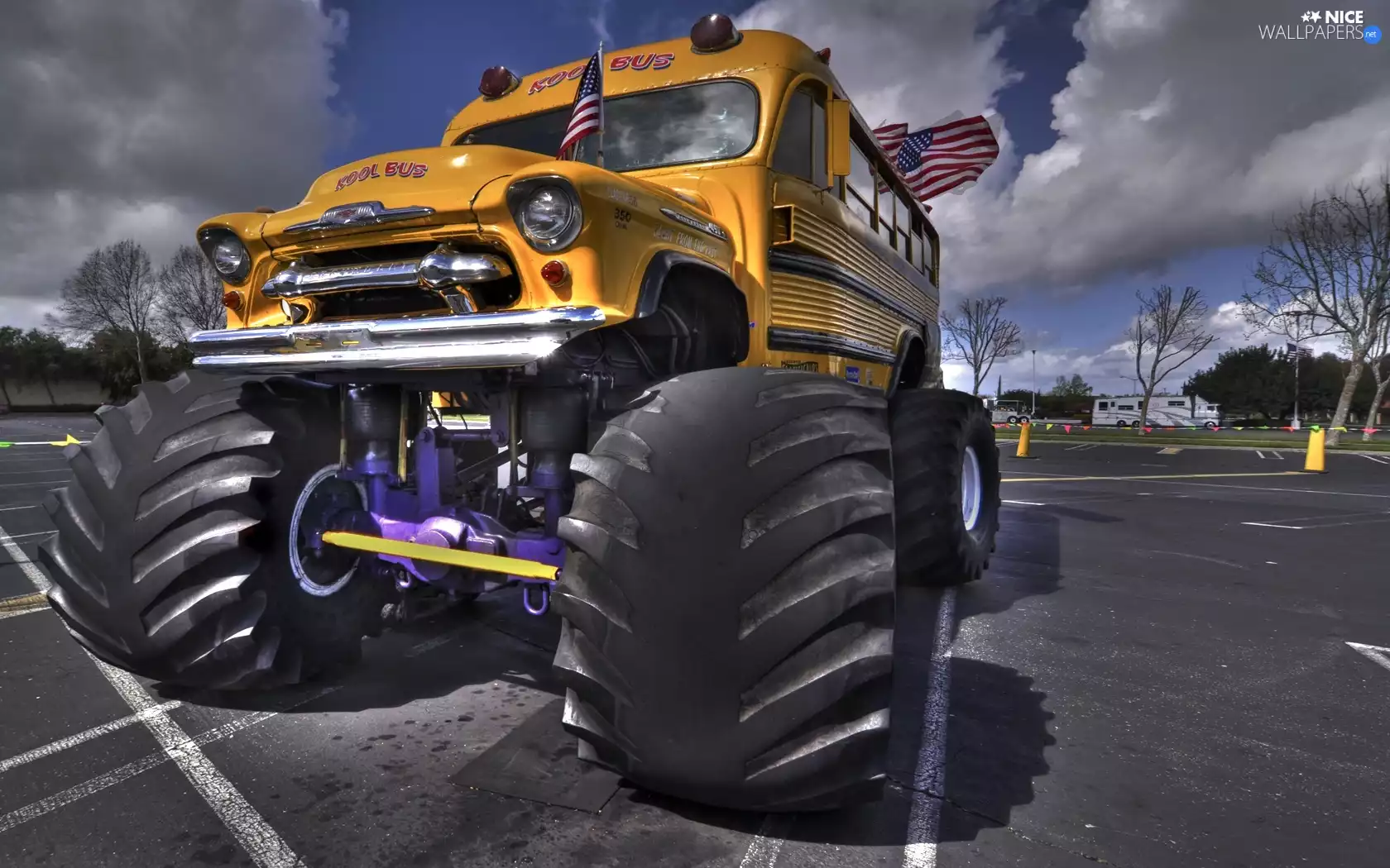 Monster Truck, school, bus