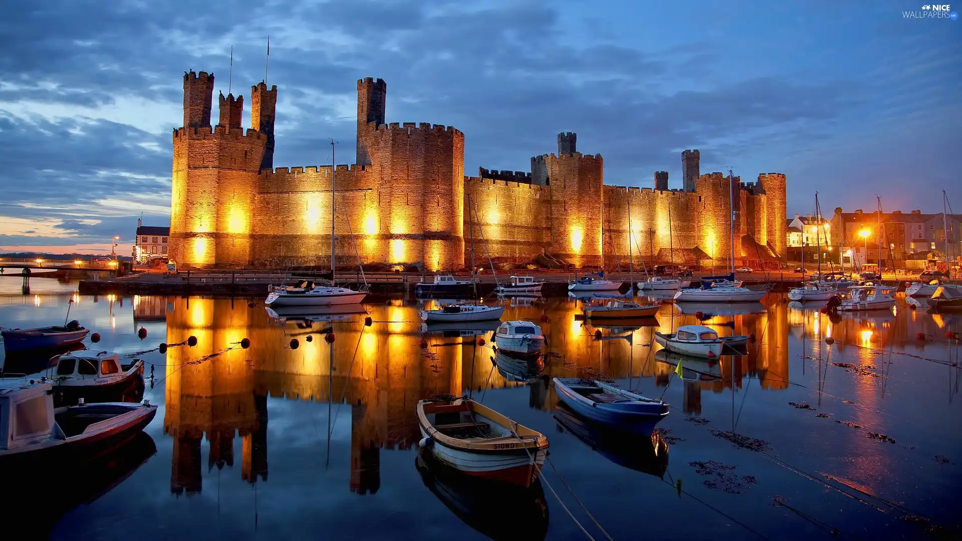 Caernarfon, wales, River, boats, Castle