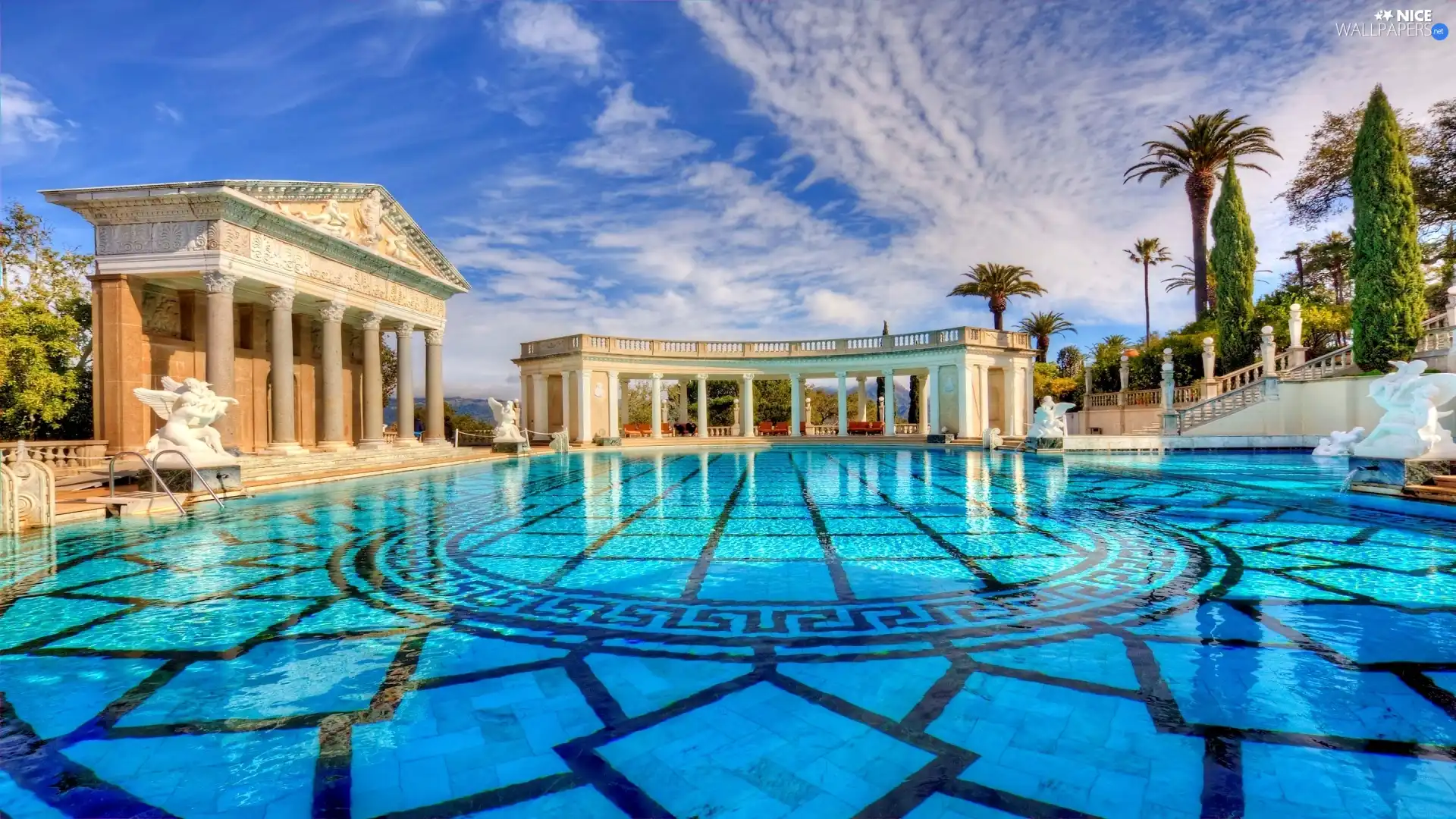 Castle, Pool, California, Hearst