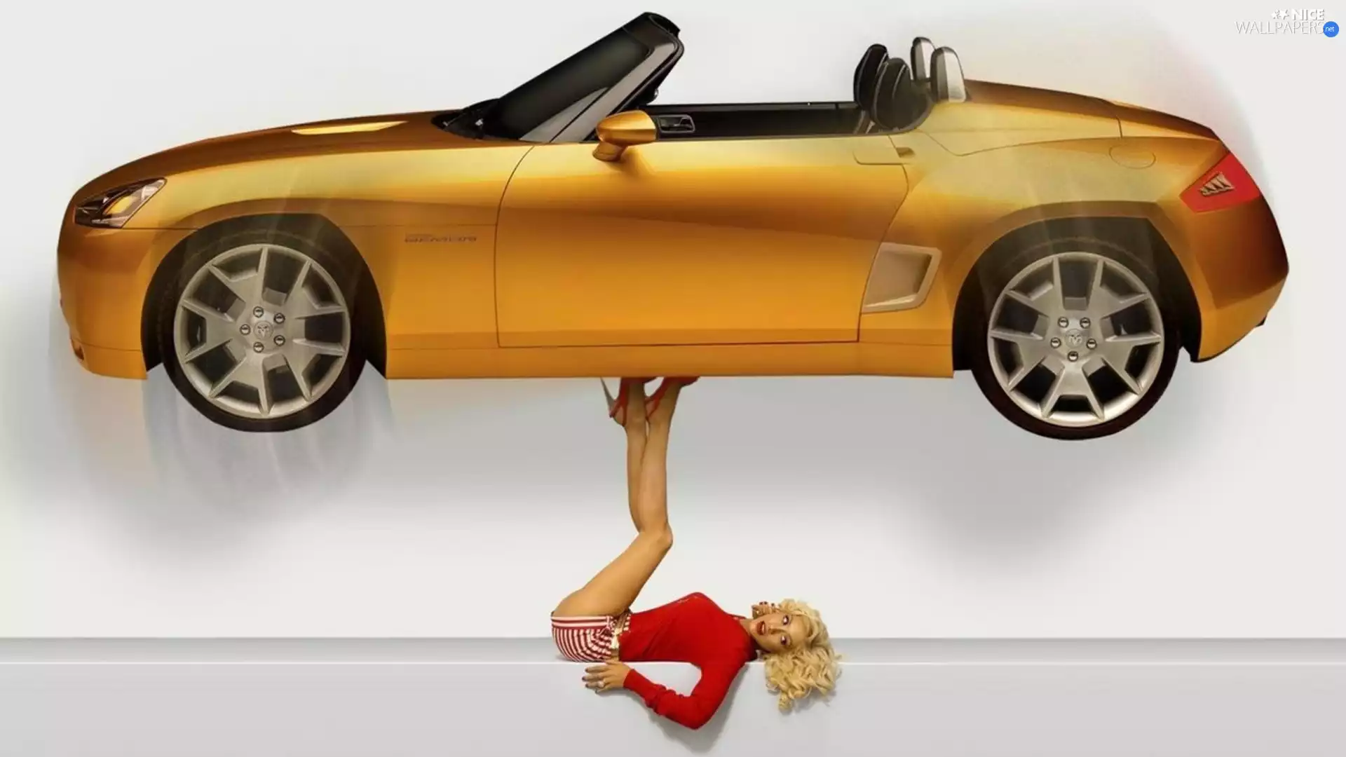 Christina Aguilera, motor car