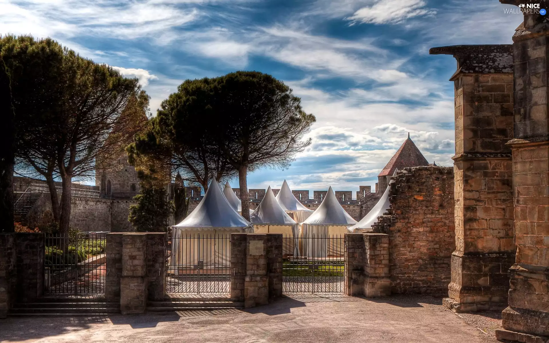 the walls, defense, Carcassonne, Castle, France