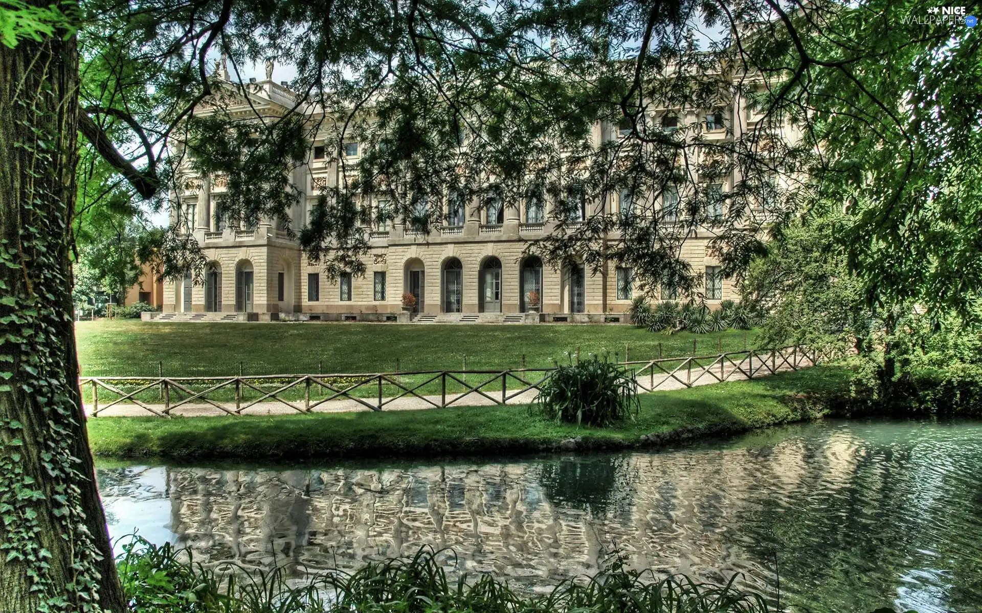 Pond - car, Park, Castle