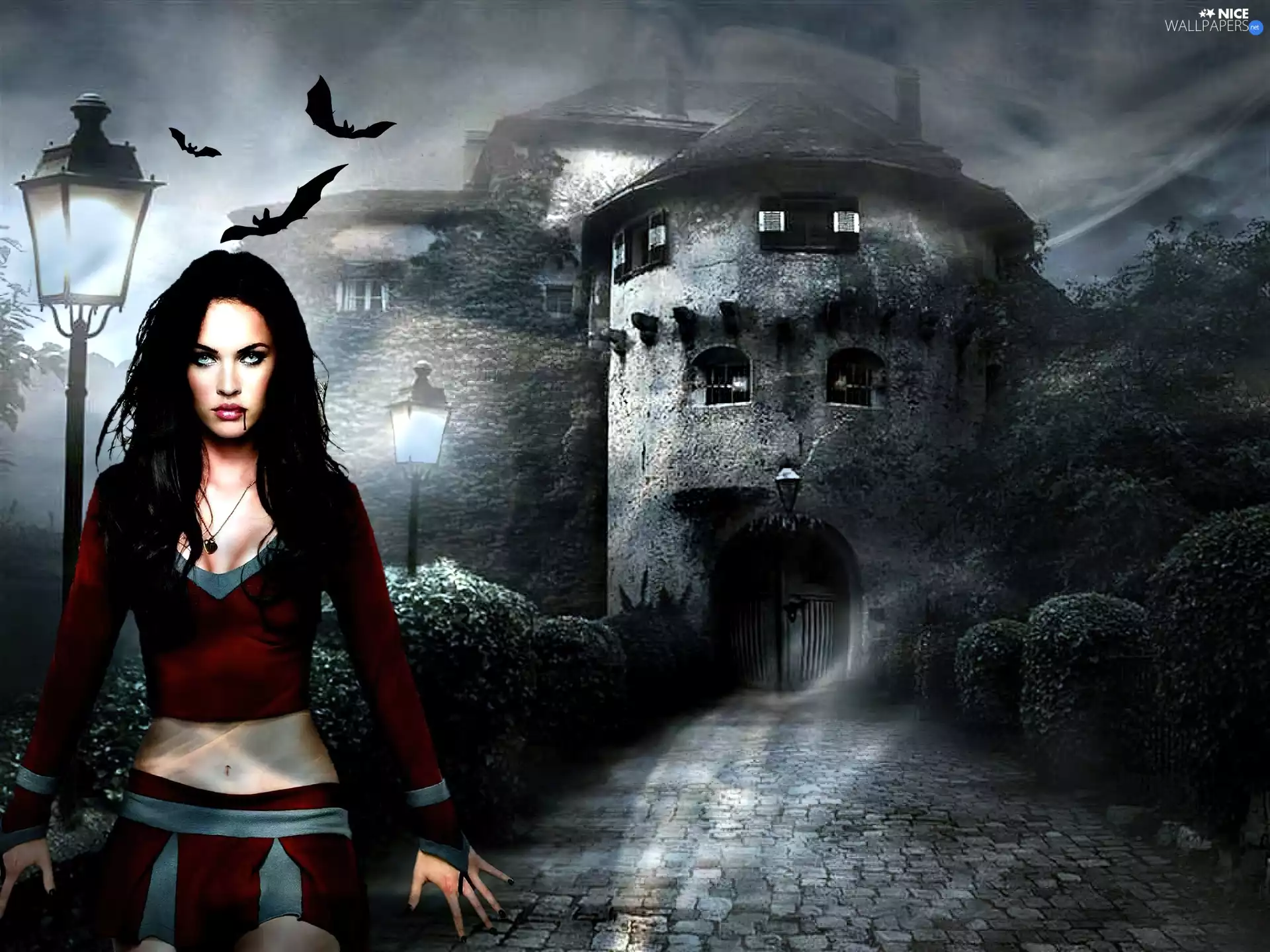 Fog, Megan Fox, Castle