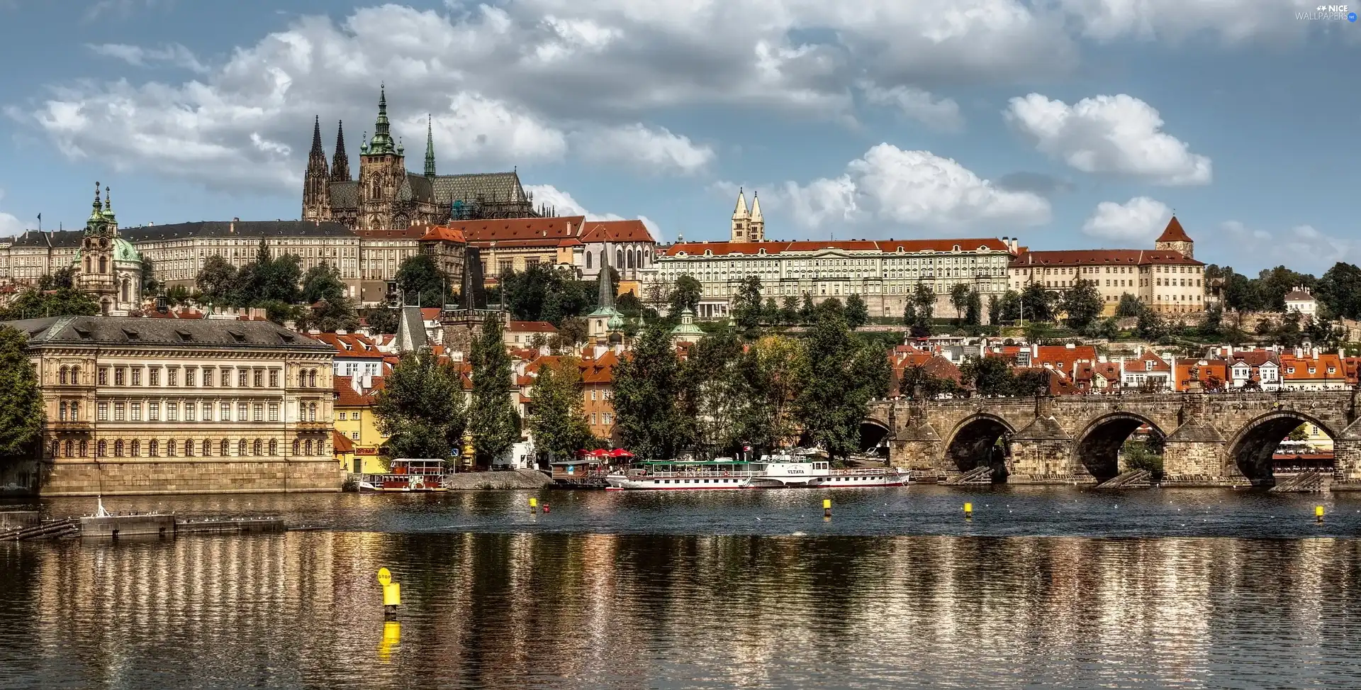 Hradcany Castle, Charles Bridge, Prague, Vltava, Czech Republic