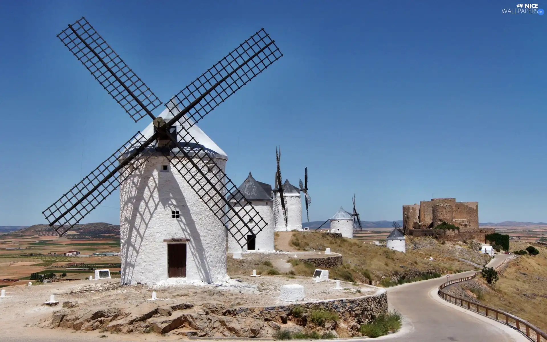 Windmills, ruins, castle, Sights