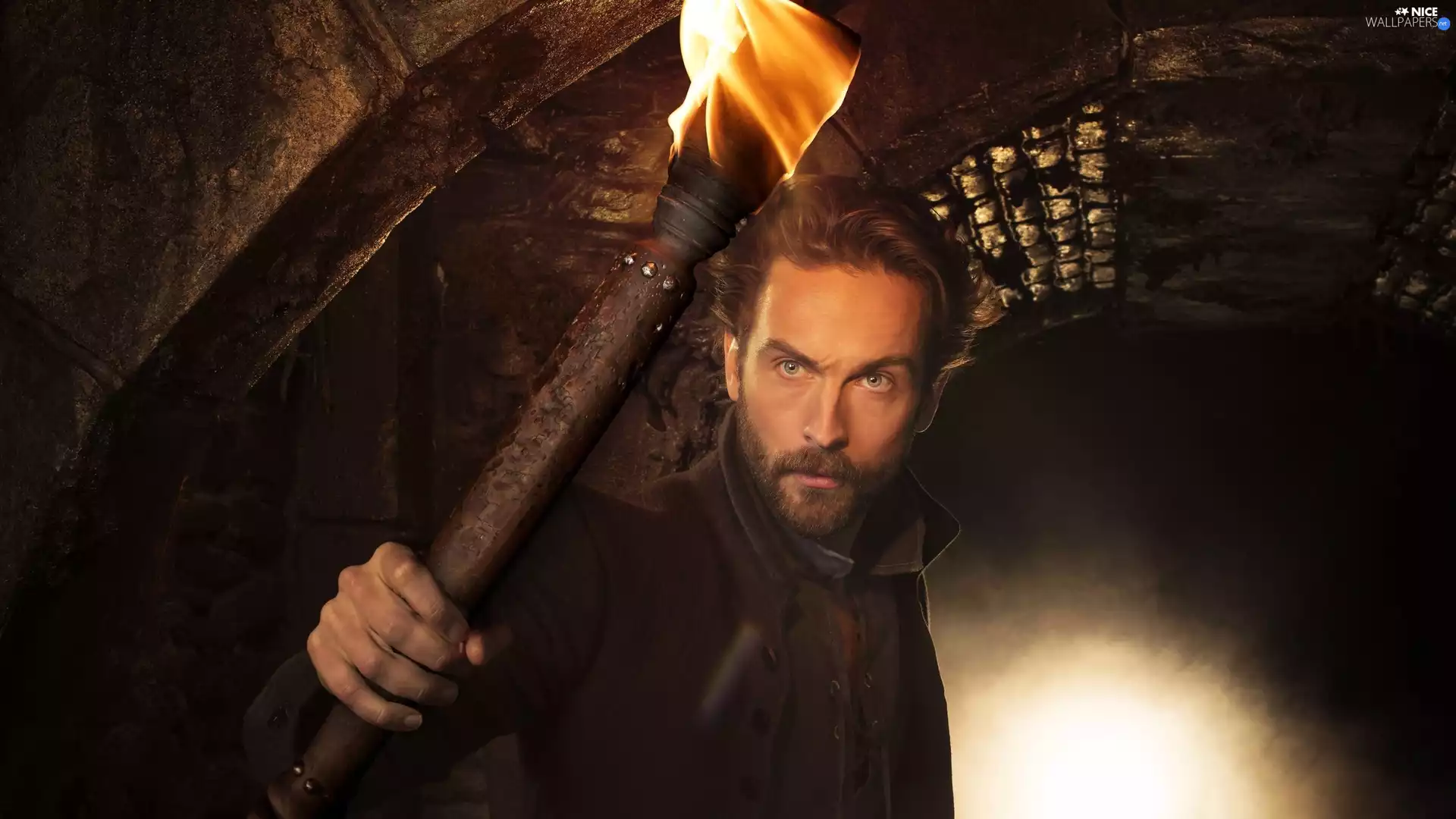Sleepy Hollow, series, Actor Tom Mison, torch, Ichabod Crane Character, Sleepy Hollow