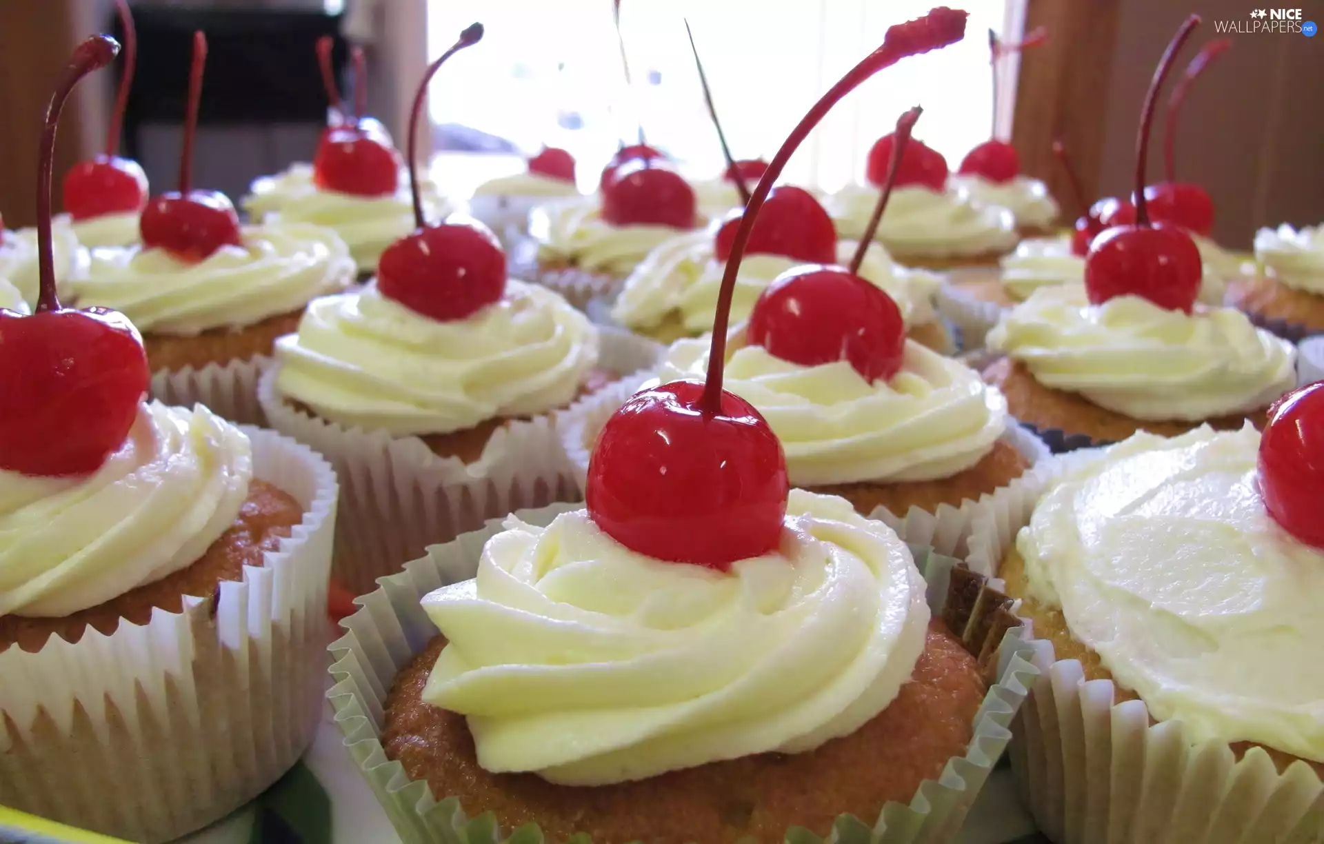 cherries, Muffins, cream