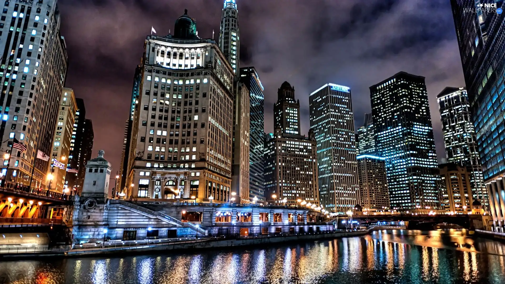 Chicago, illuminated, Town