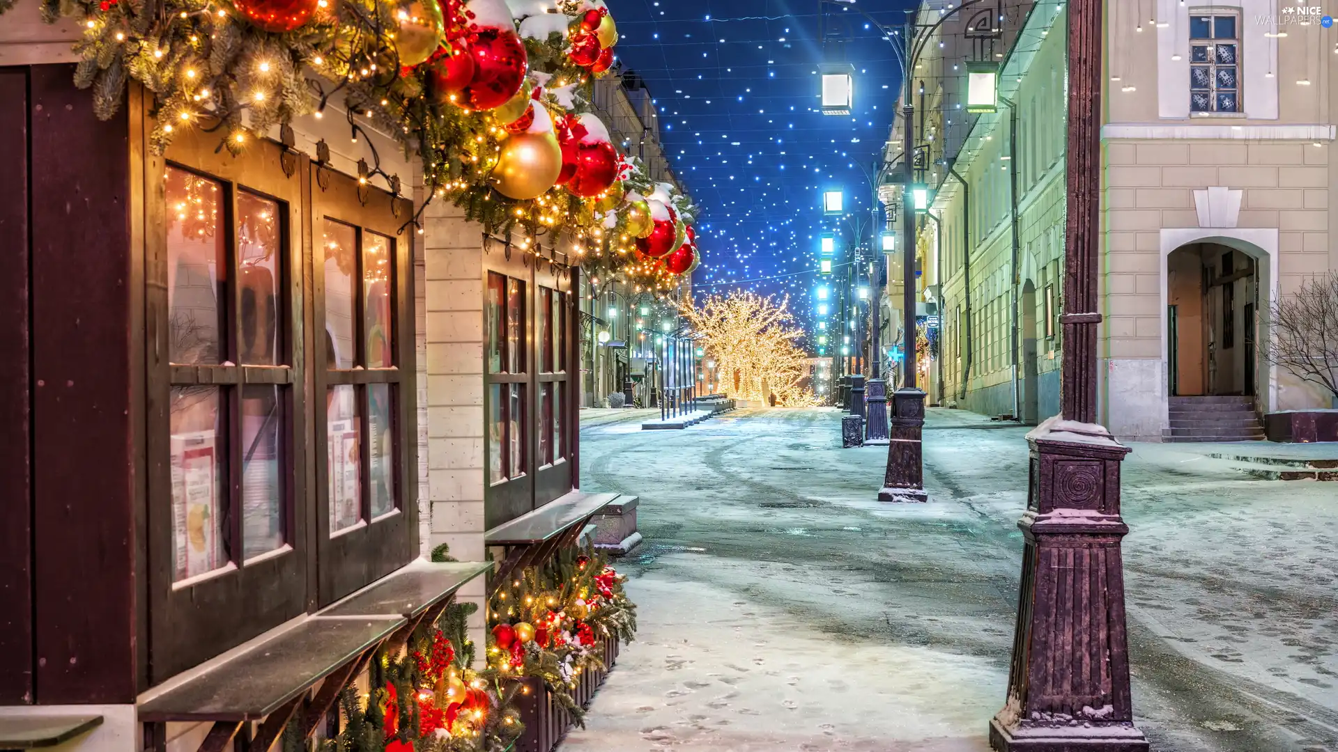 Christmas, snow, Houses, baubles, lanterns, winter, Street, Christmas, Girlandy, ornamentation