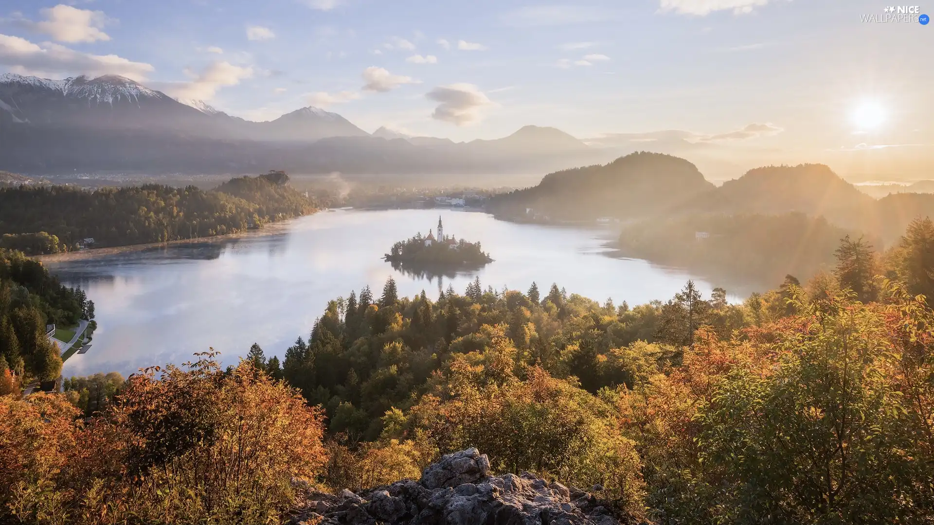 Fog, Lake Bled, autumn, Mountains, Island, Slovenia, Church, Alps, rays of the Sun, Bled Island