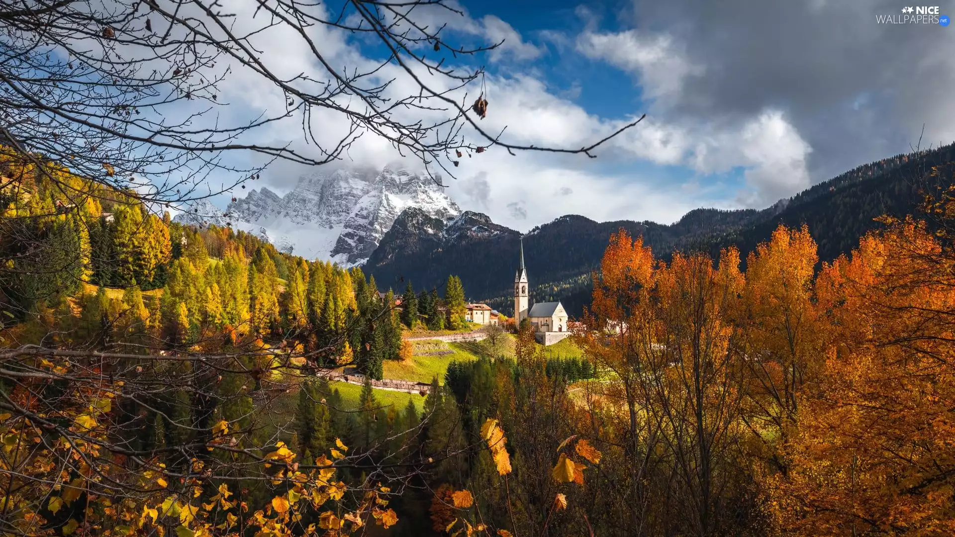 viewes, trees, autumn, Houses, Church, clouds, Val di Funes Valley, Mountains, Italy, clouds, Village of Santa Maddalena, Dolomites