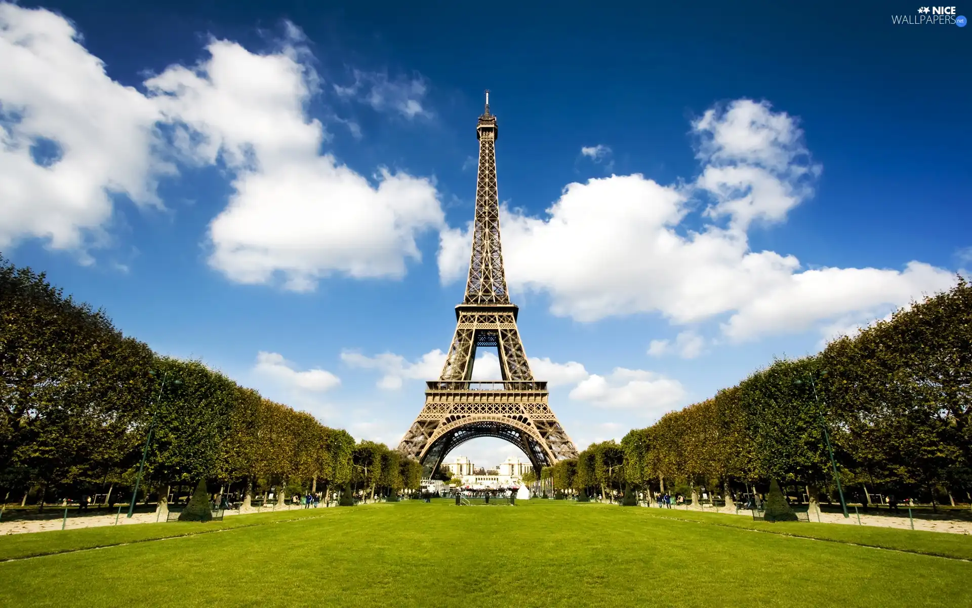 lane, Eiffla Tower, clouds