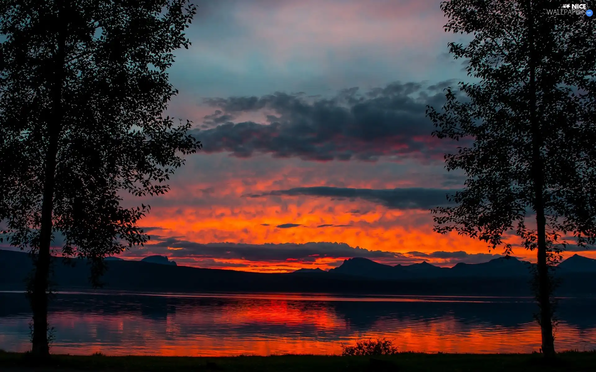 viewes, Mountains, west, trees, lake, clouds, sun