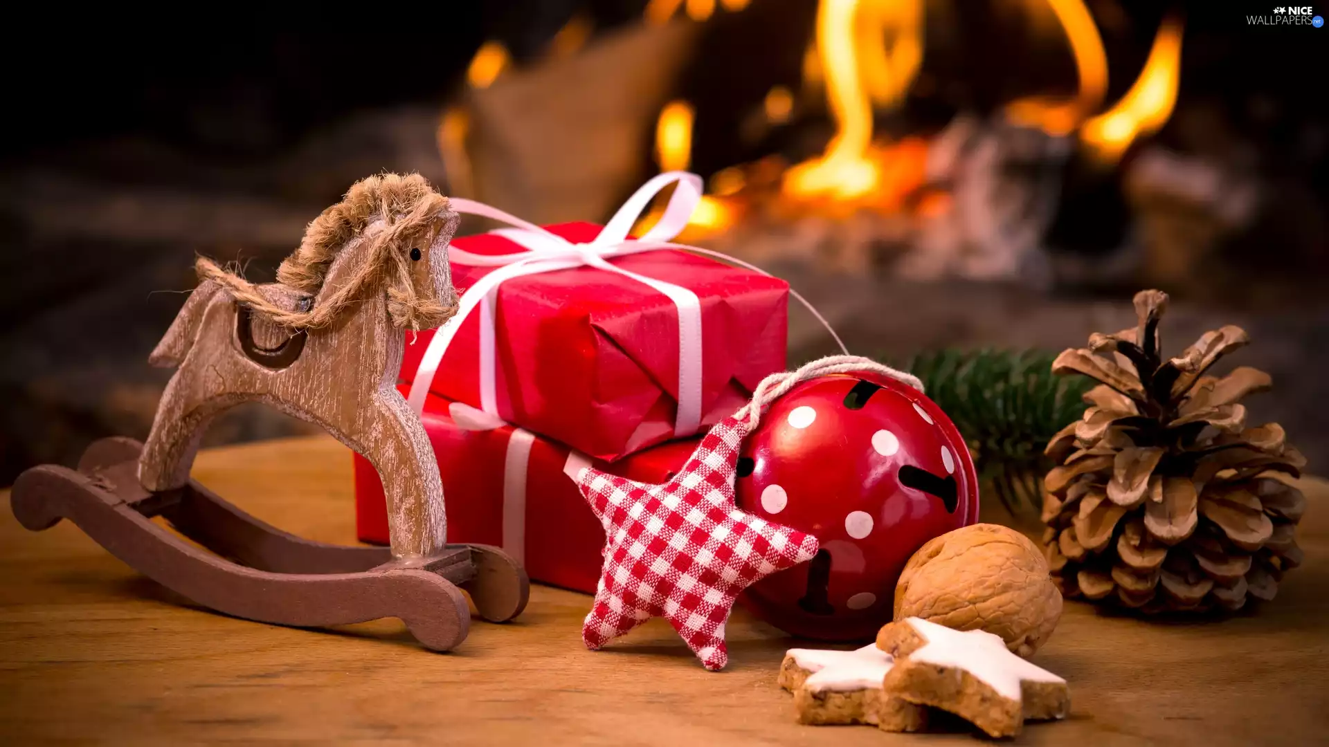 bauble, gifts, nut, ginger, Christmas, sea-horse, cone