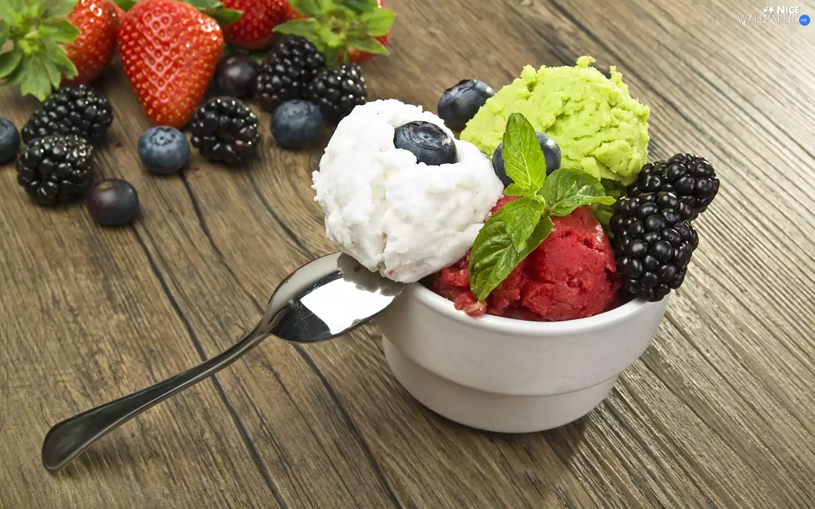 ice cream, Fruits, teaspoon, fruit