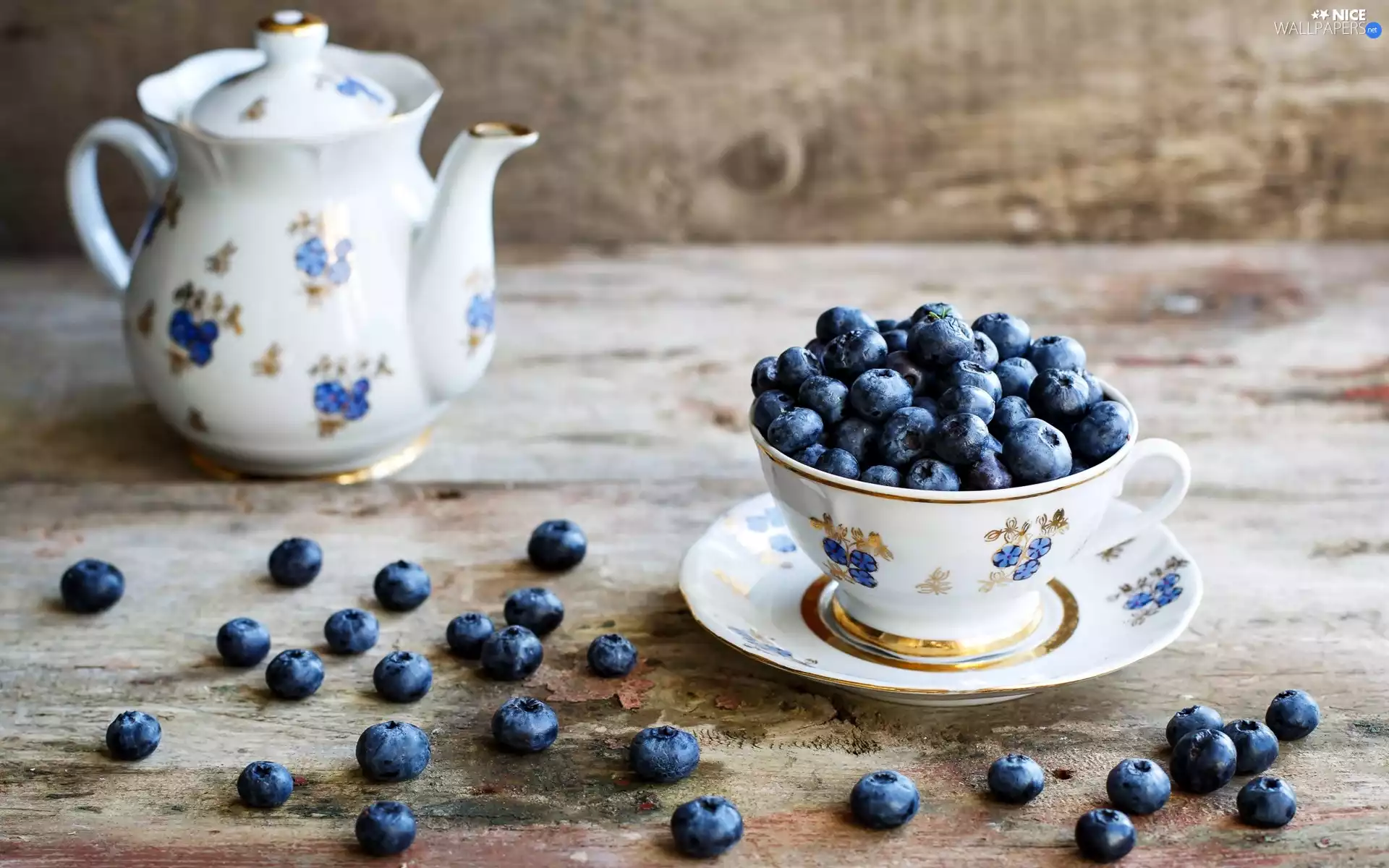 blueberries, plate, jug, cup