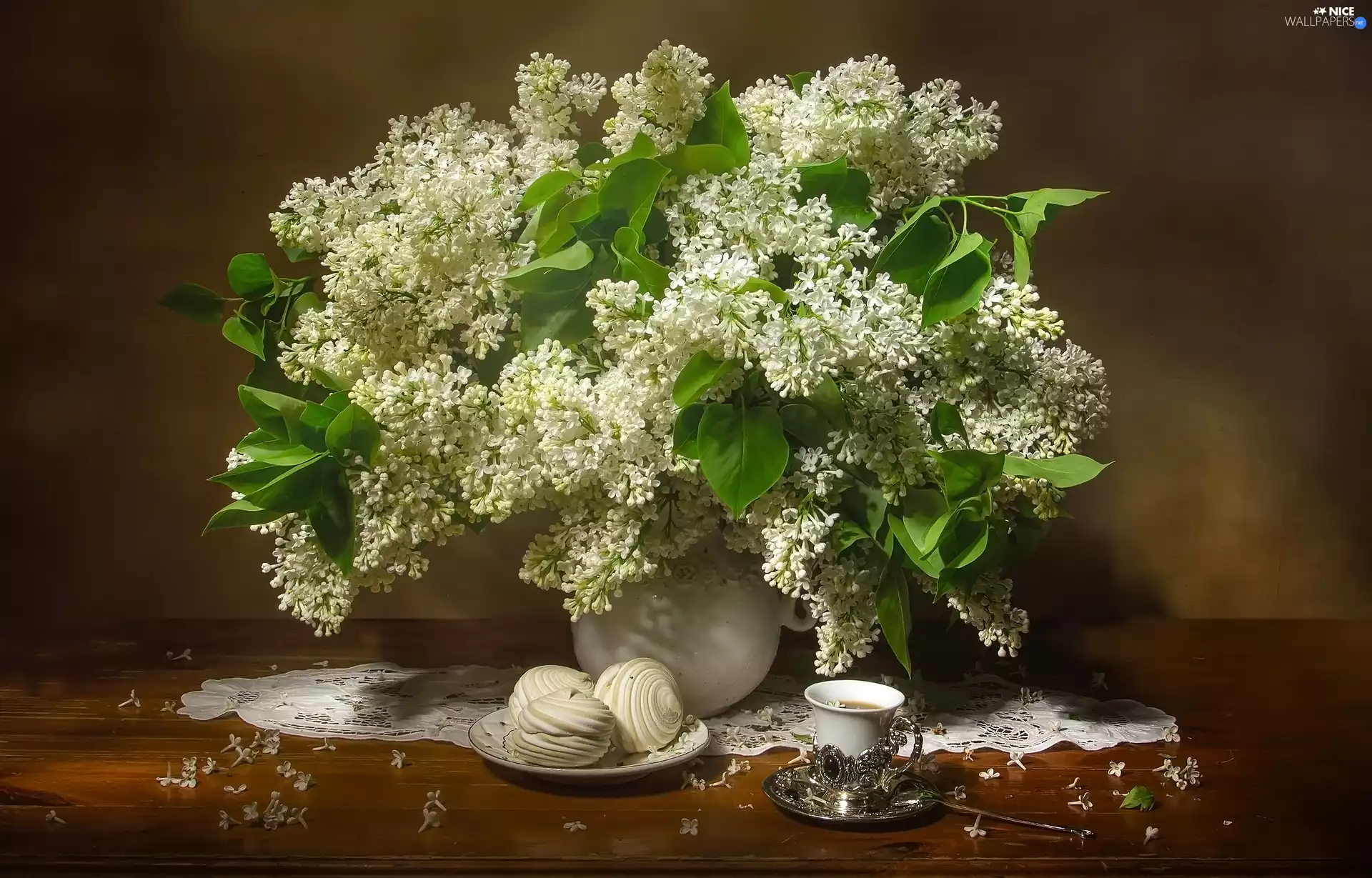 White, without, tablecloth, Vase, cookies, bouquet, Flowers, cup