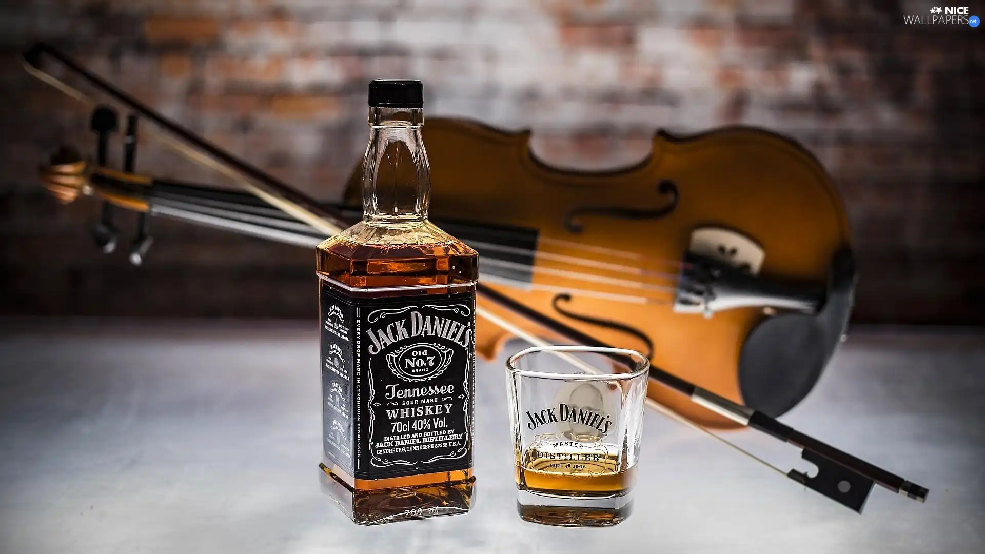 cup, violin, Jack Daniels, Bottle, Whisky