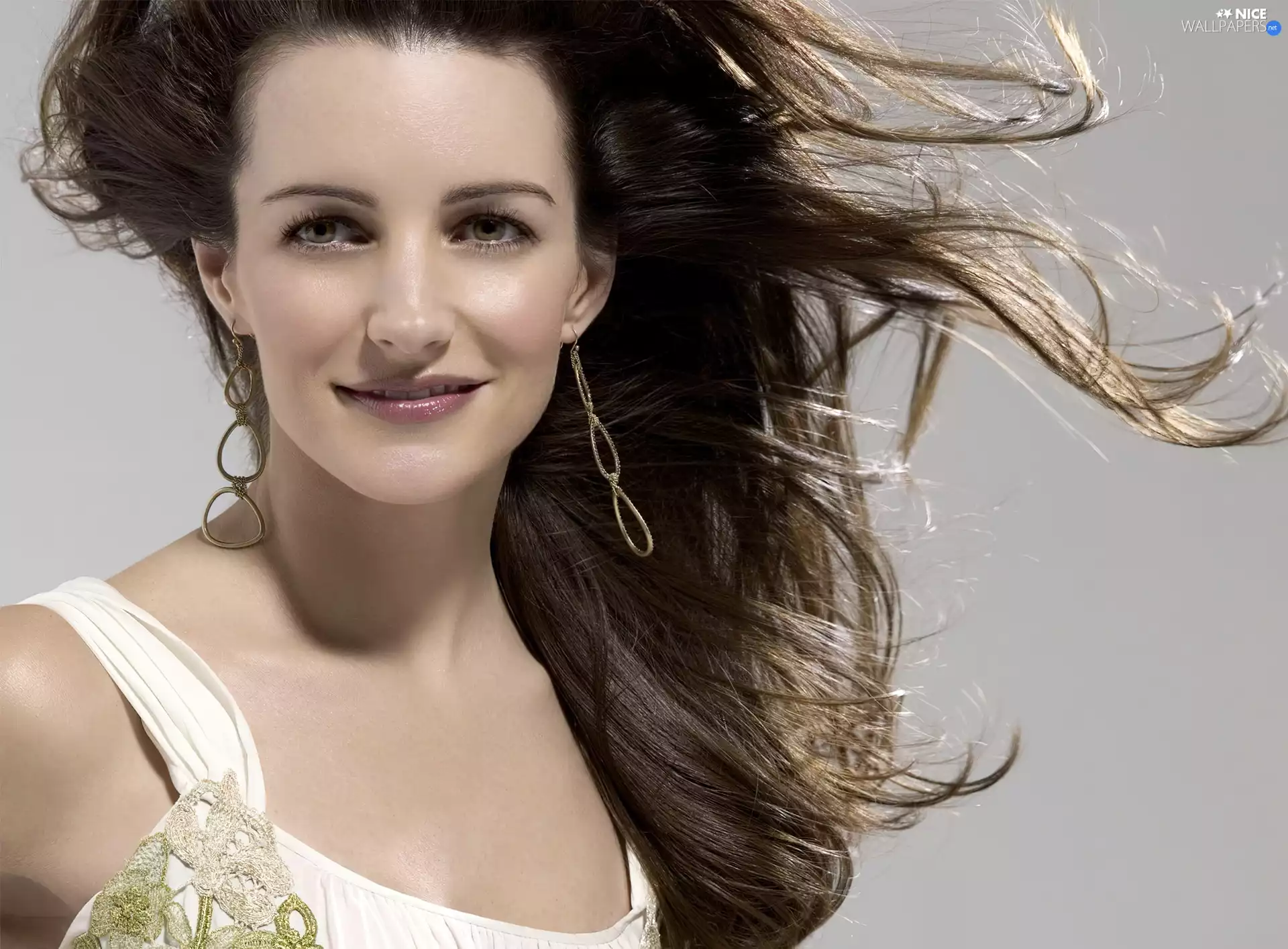 Hair, Kristin Davis, dispelled