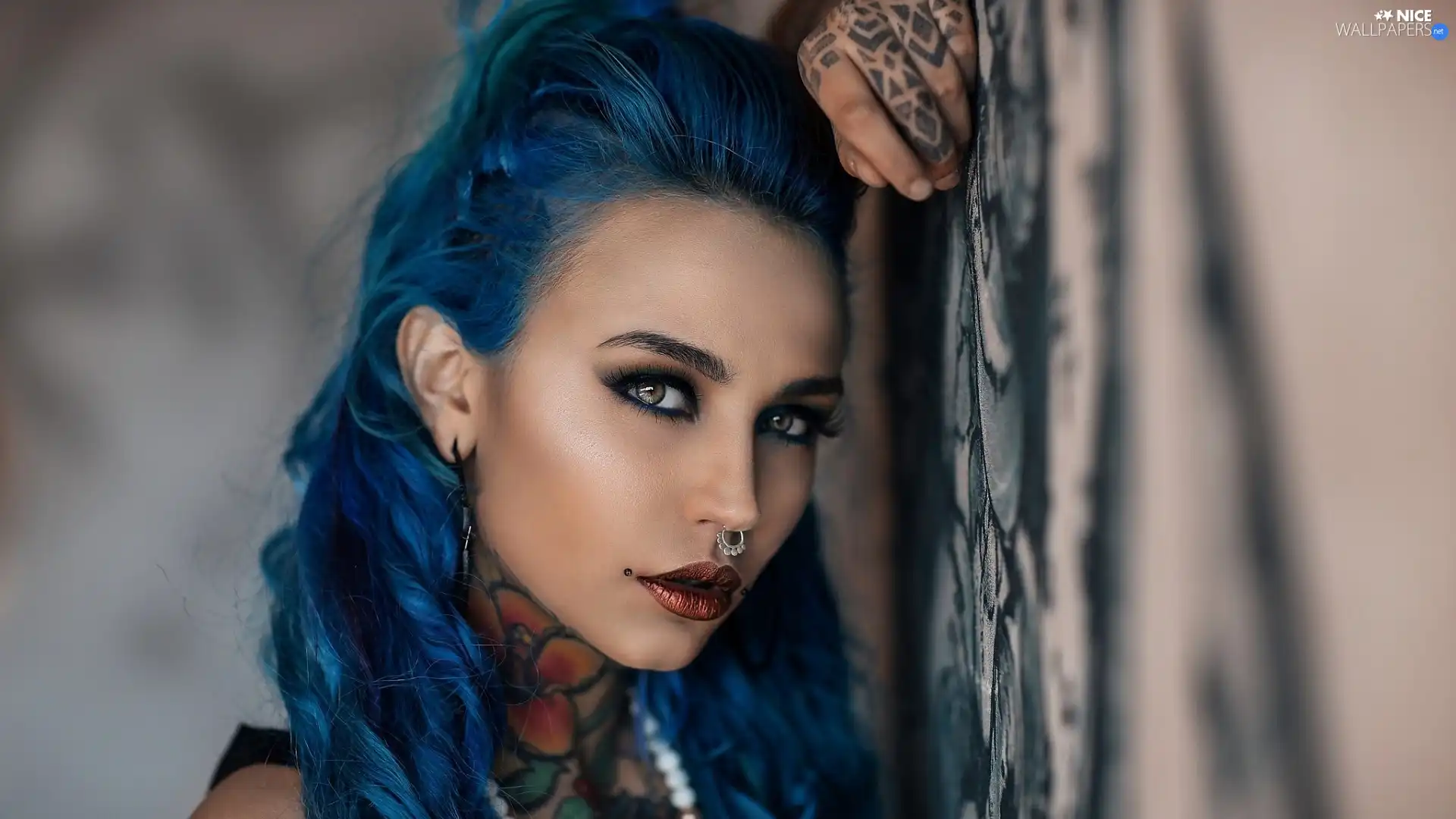 ear-ring, tattoos, Blue, Hair, Women