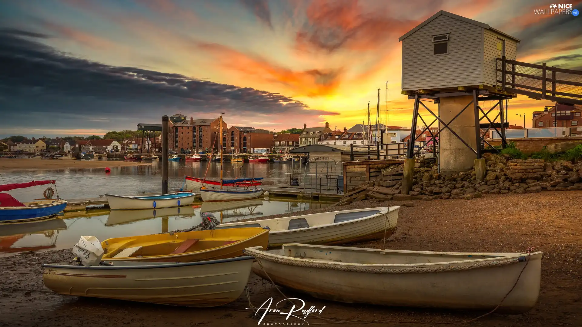 sea, Harbour, Norfolk, Houses, boats, Great Sunsets, England