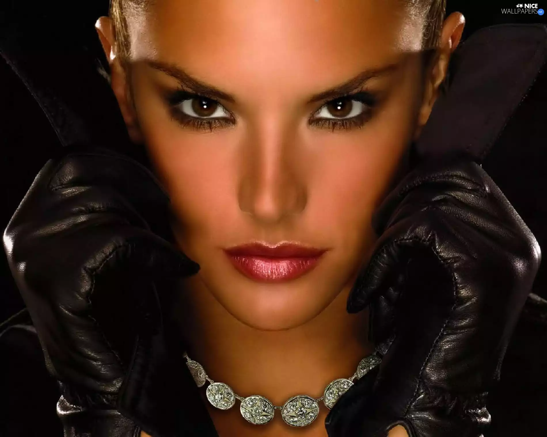 Gloves, Adriana Lima, face