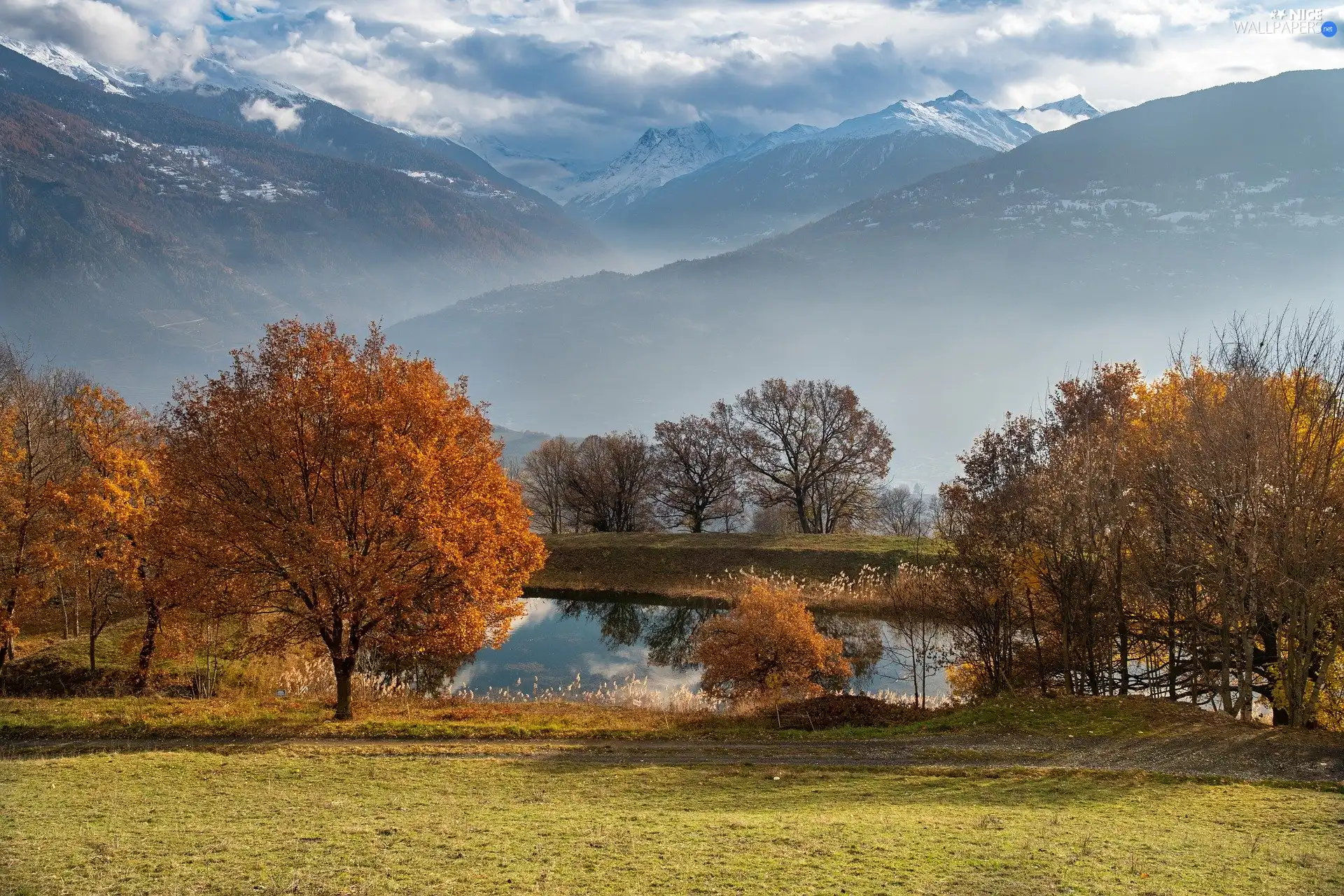 viewes, autumn, Mountains, Fog, Pond - car, trees