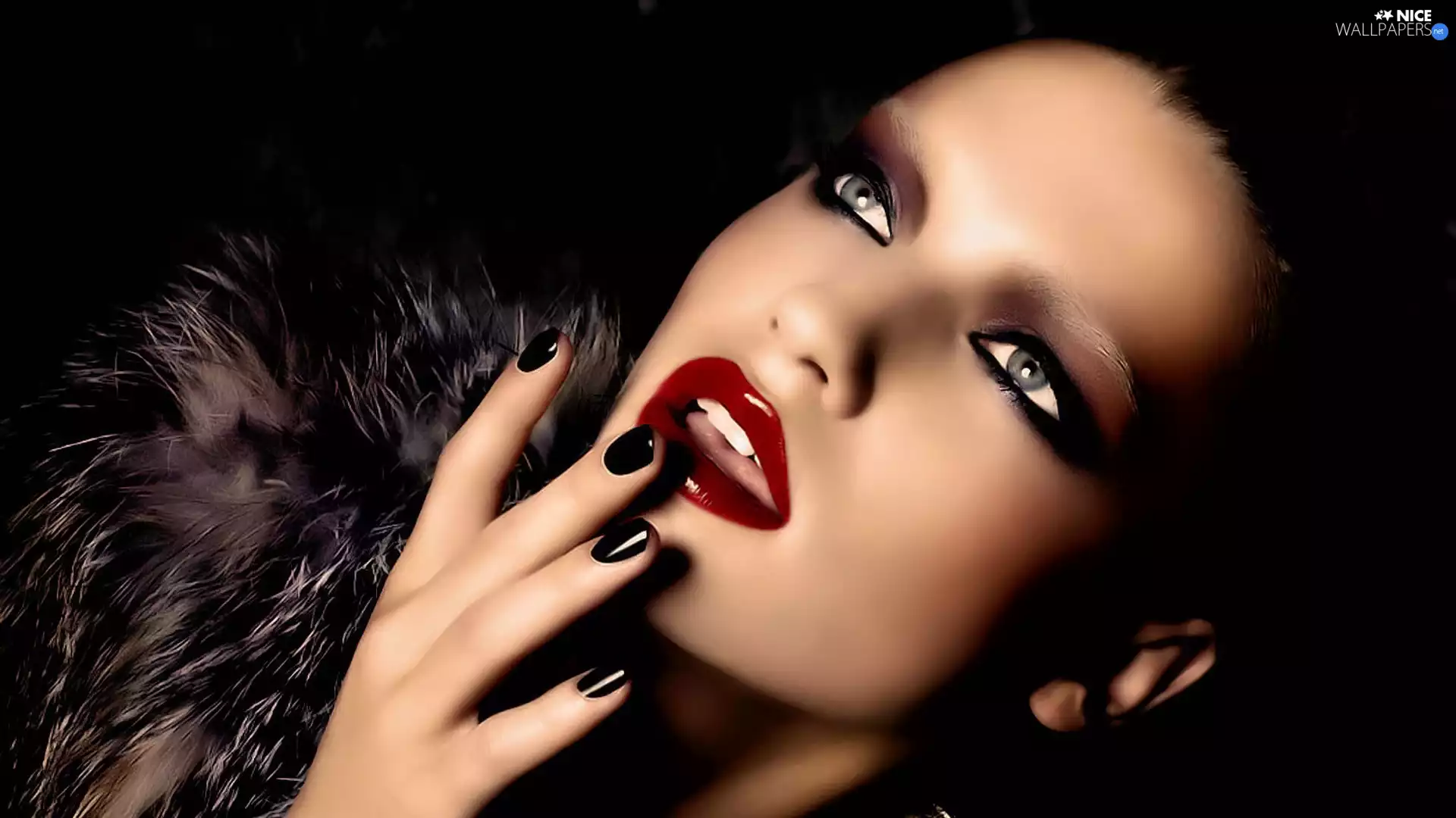 Women, Fur, hand, make-up