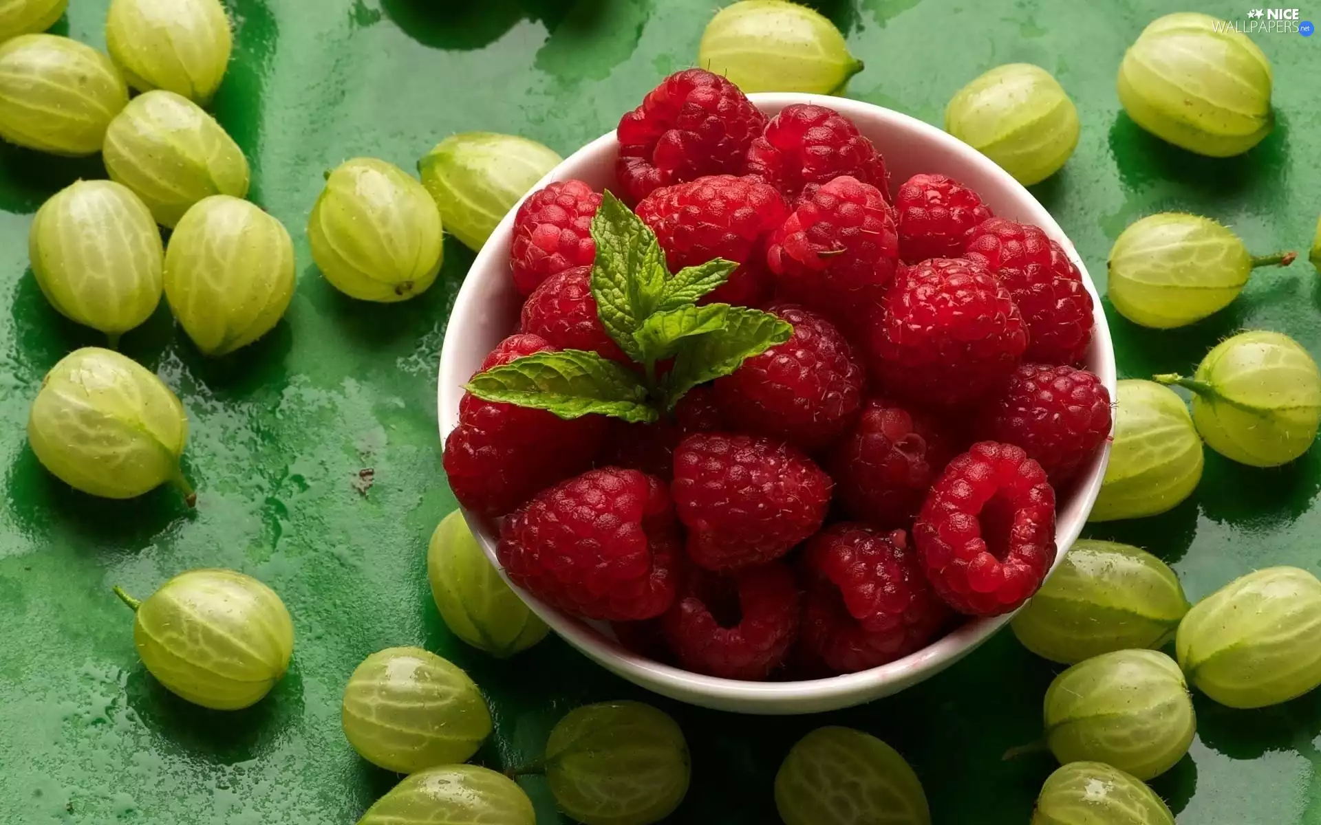 gooseberry, bowl, raspberry