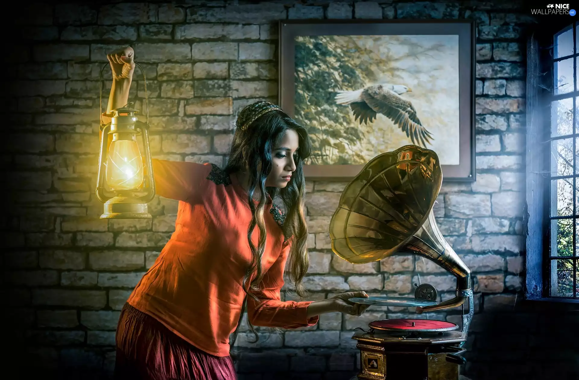 Oil Lamp, CD, gramophone, gramophone, Women