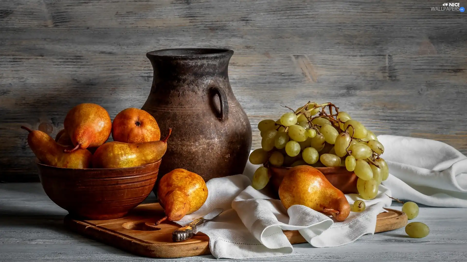 composition, truck concrete mixer, Grapes, jug