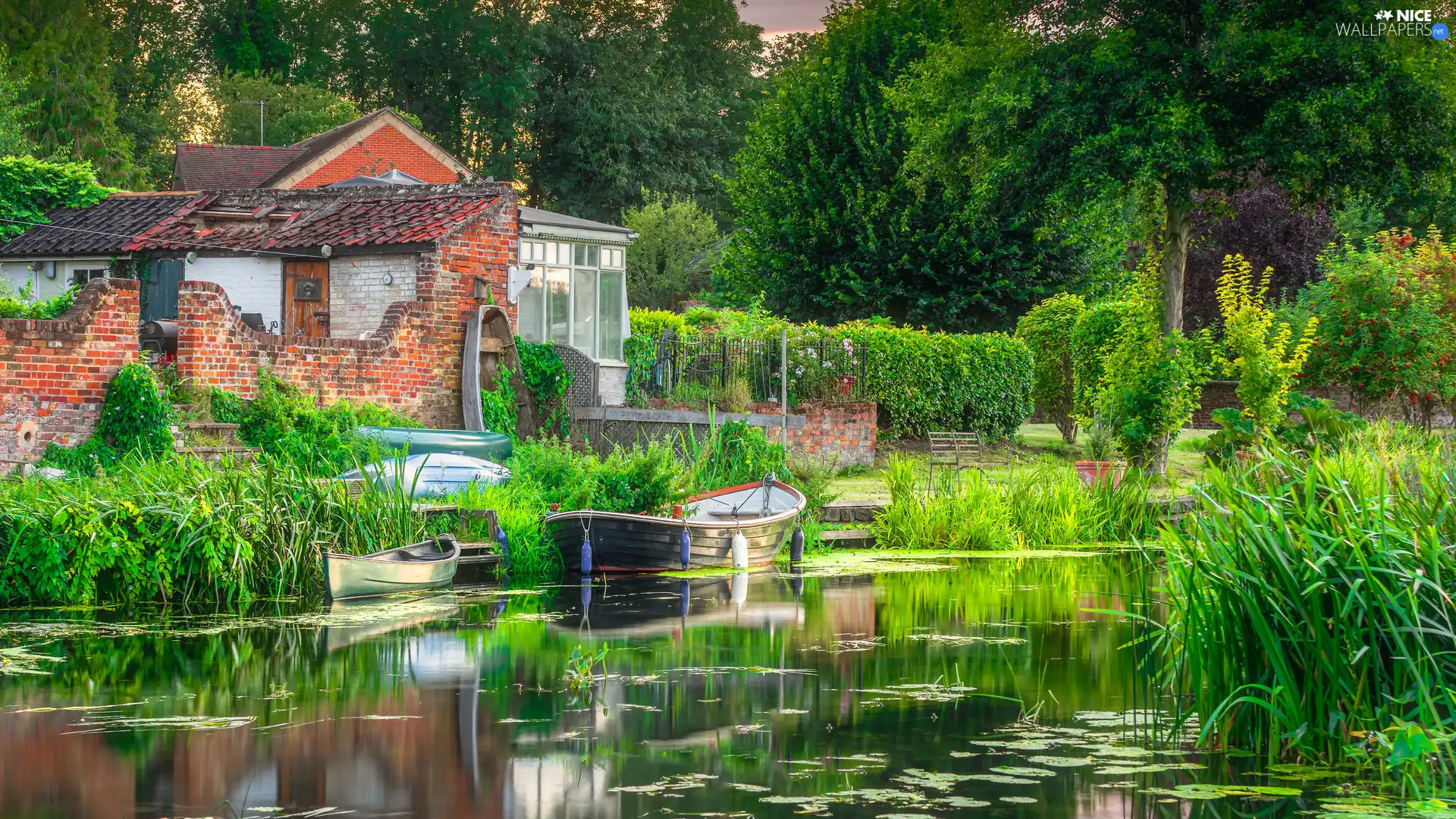 Pond - car, buildings, viewes, boats, Houses, trees, grass